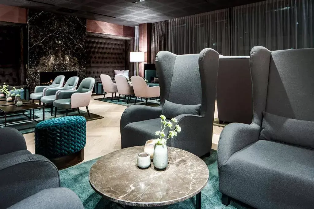 Lounge or bar, Banquet Facilities in Van der Valk Hotel Enschede