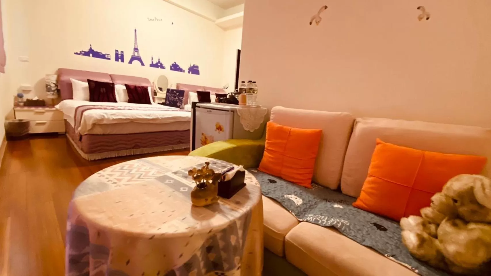 Photo of the whole room, Bed in Hai Yang Feng Qing Homestay