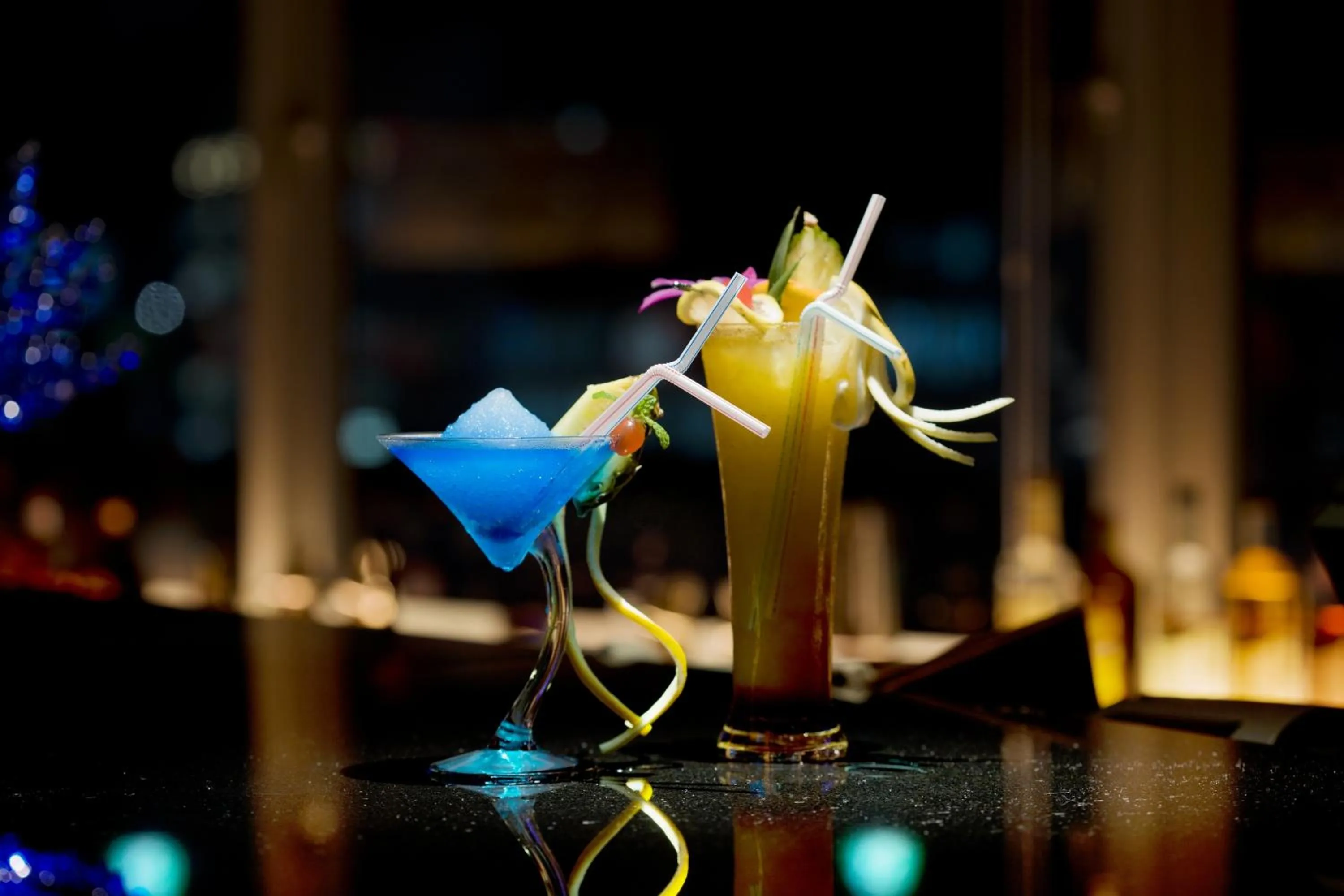 Lounge or bar in Okinawa NaHaNa Hotel & Spa