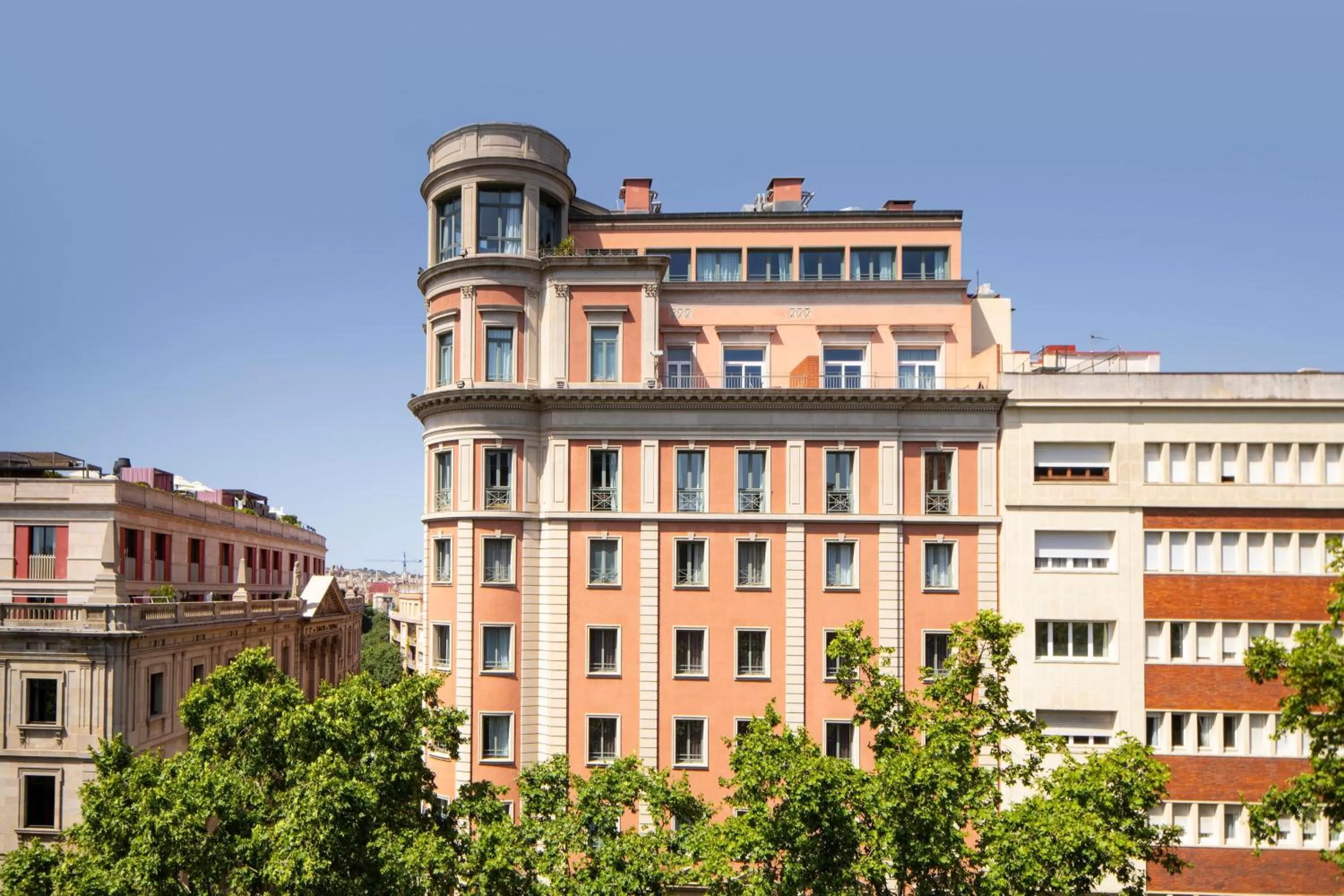 Property building in Le Meridien Barcelona