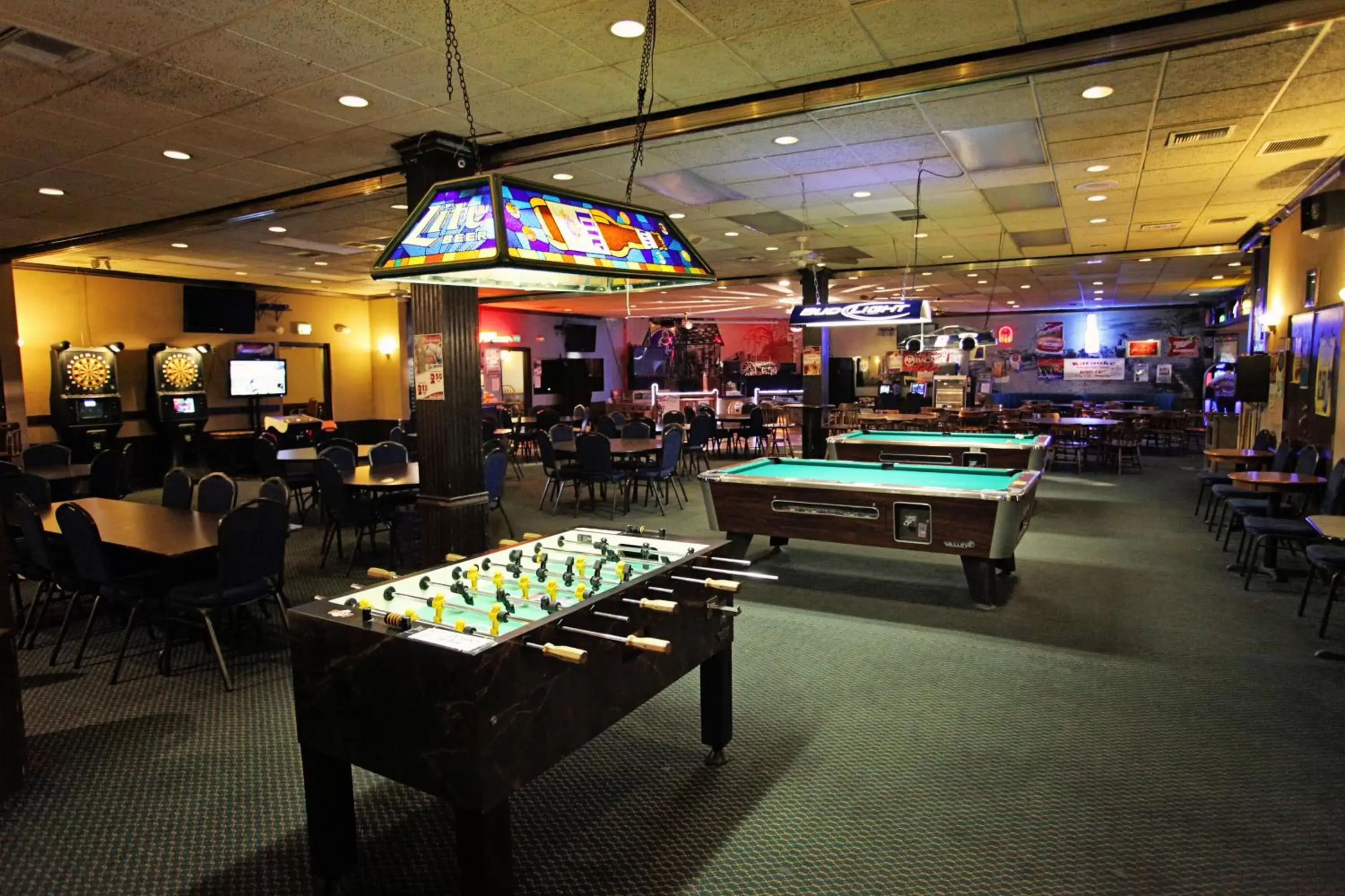 Game Room, Billiards in National 9 Inn Gillette