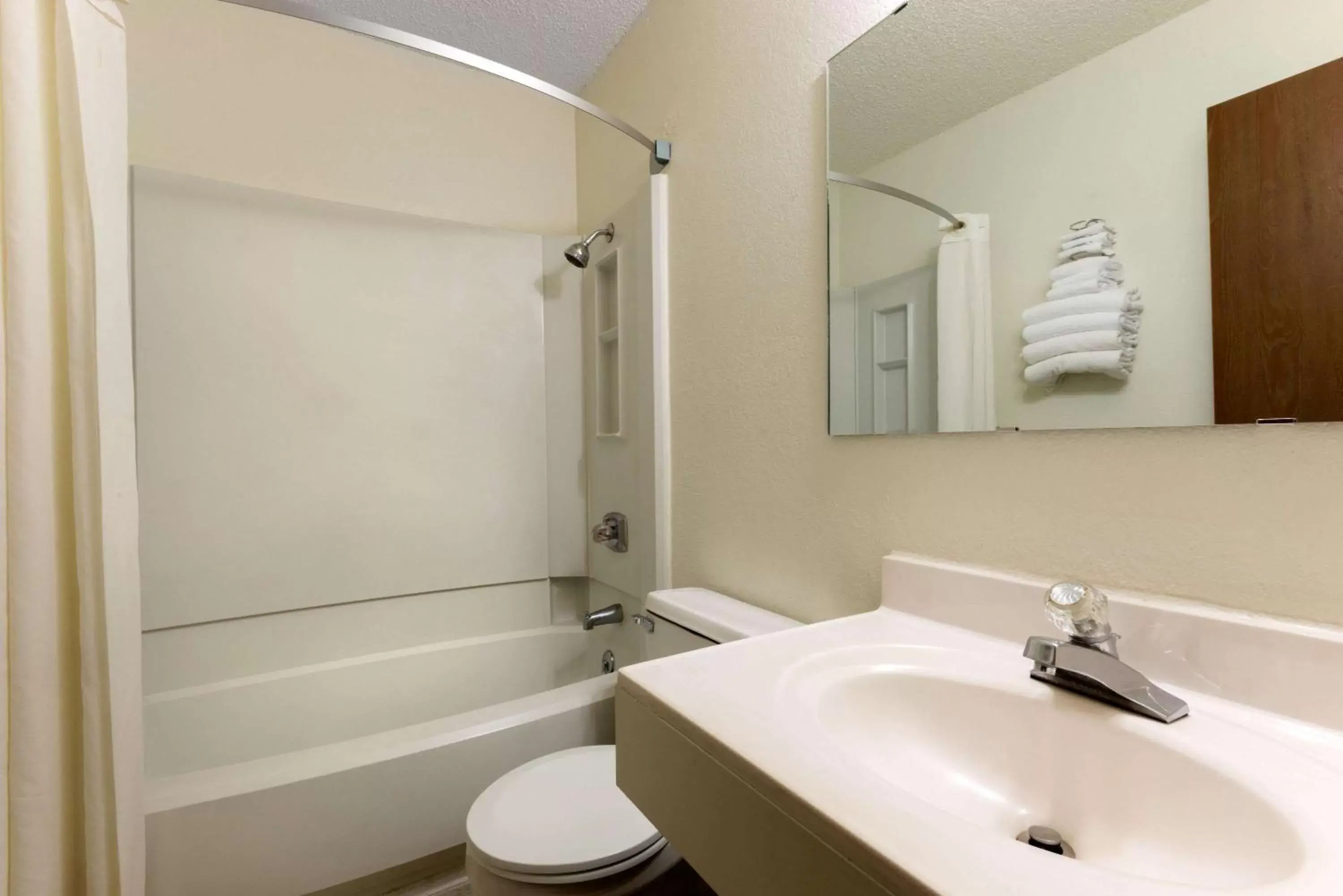 Bathroom in Super 8 by Wyndham Raton