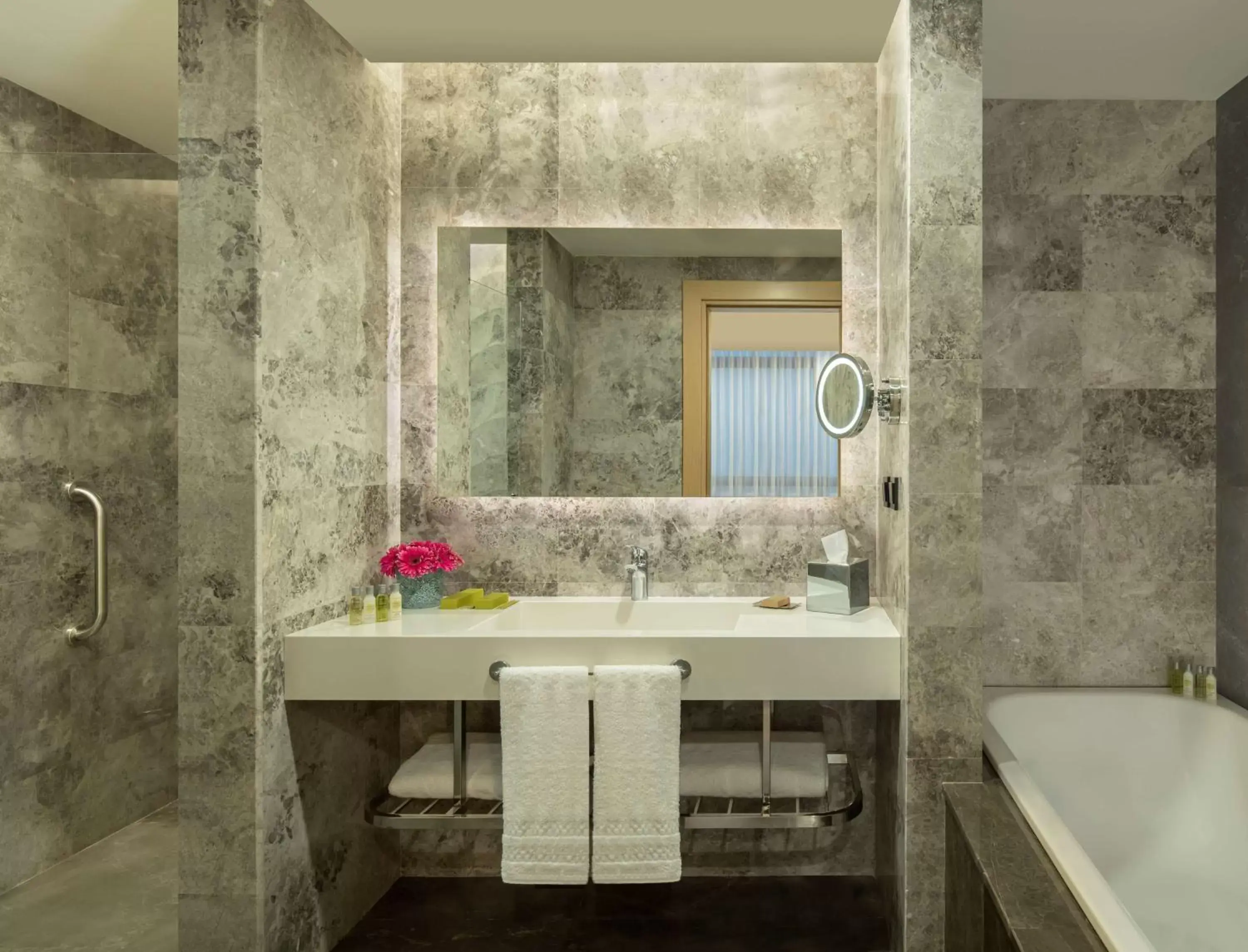 Bathroom in DoubleTree by Hilton Manisa