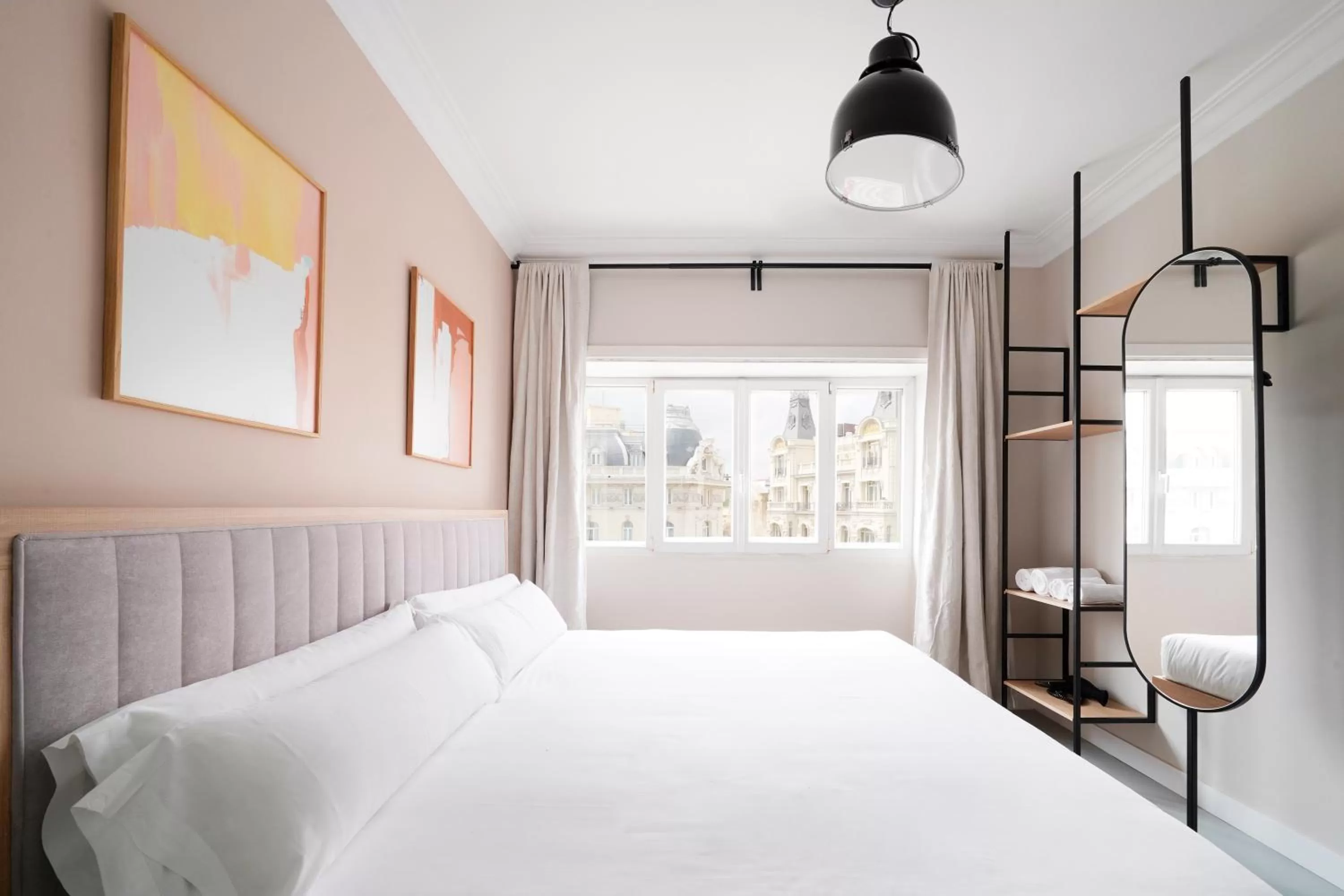 Bed in Numa Madrid Script