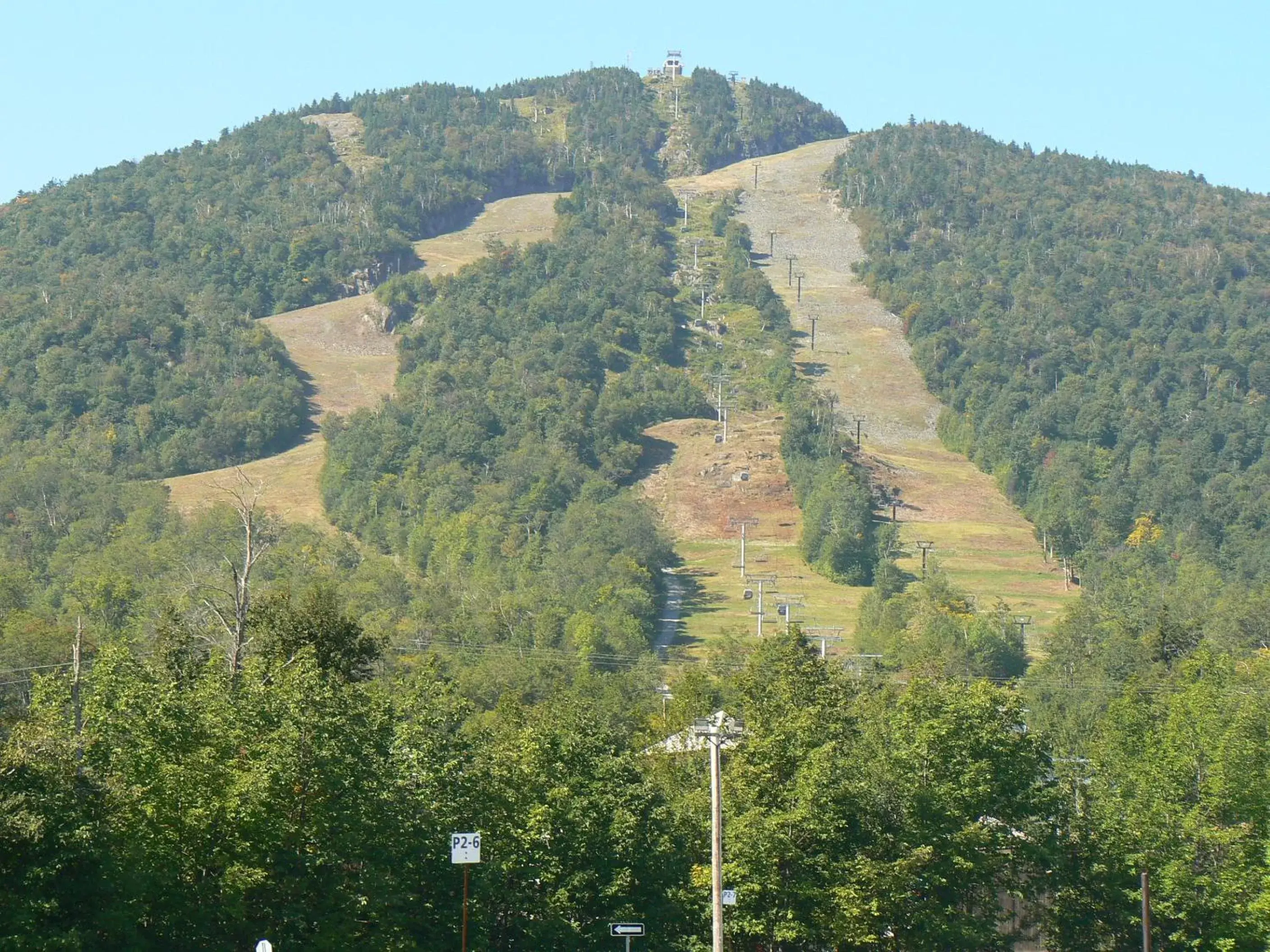 Hiking in Auberge de la Tour et Spa