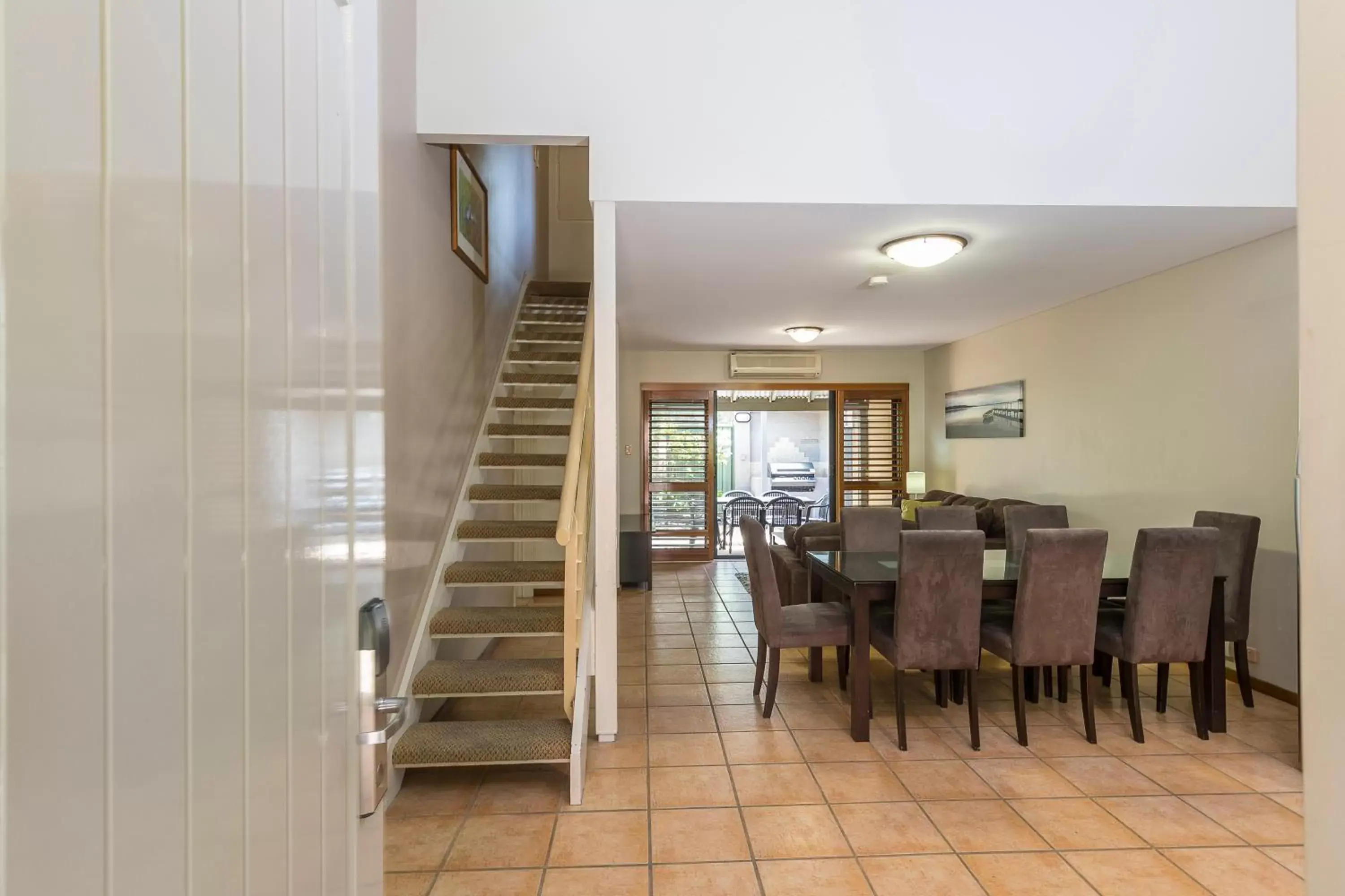 Living room, Dining Area in The Sebel Busselton