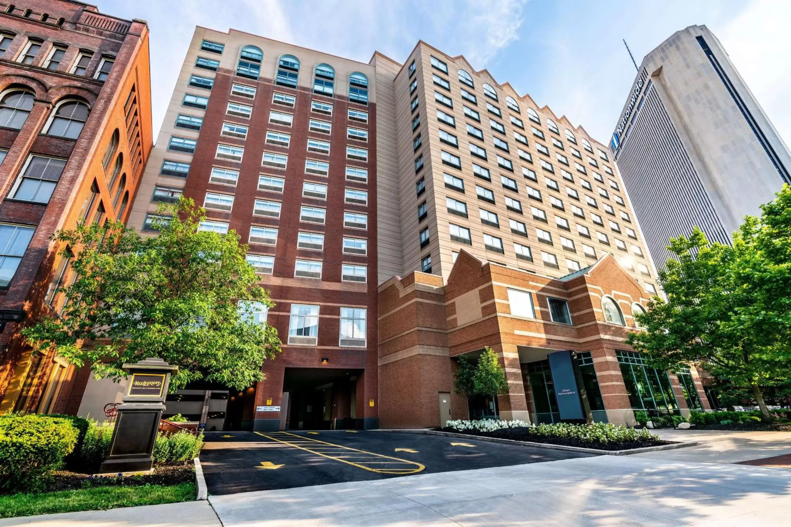 Property Building in Sonesta Columbus Downtown