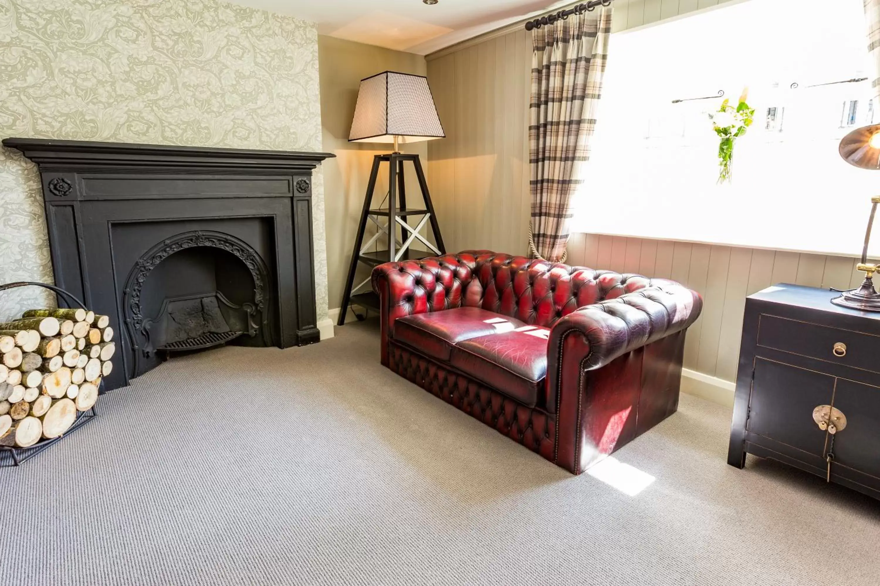 Seating Area in The Dirty Bottles Inn