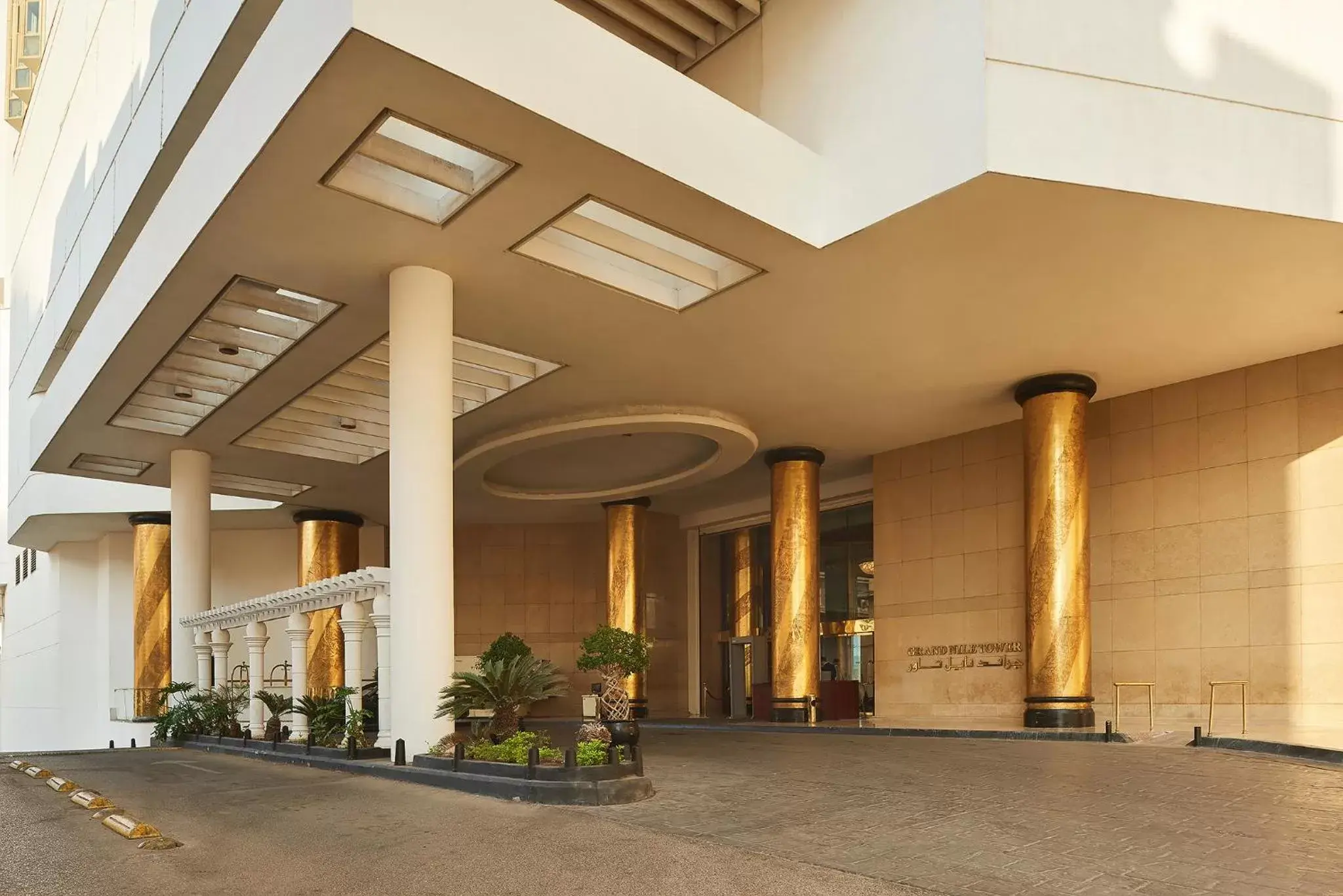 Facade/entrance in Grand Nile Tower