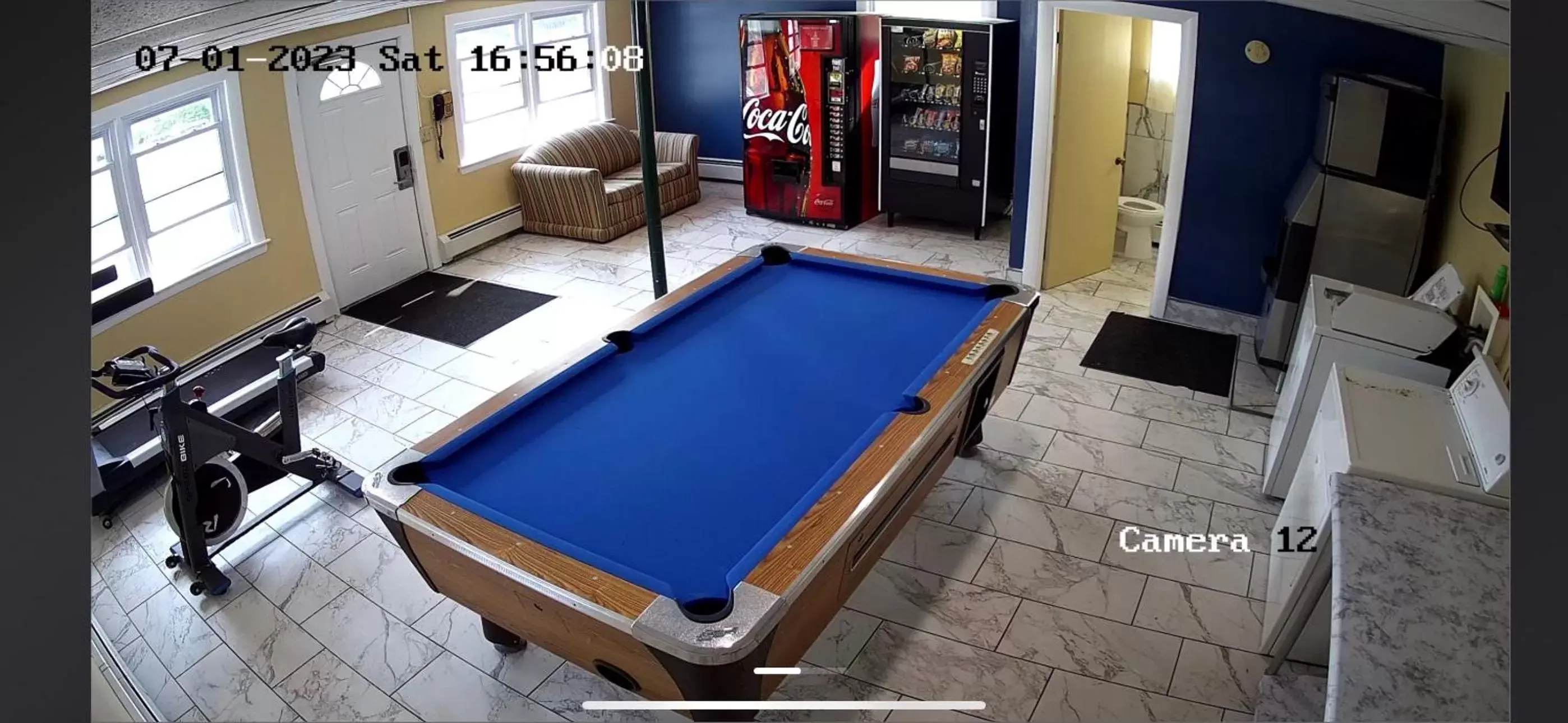 Game Room, Billiards in Swiss Chalets Village Inn