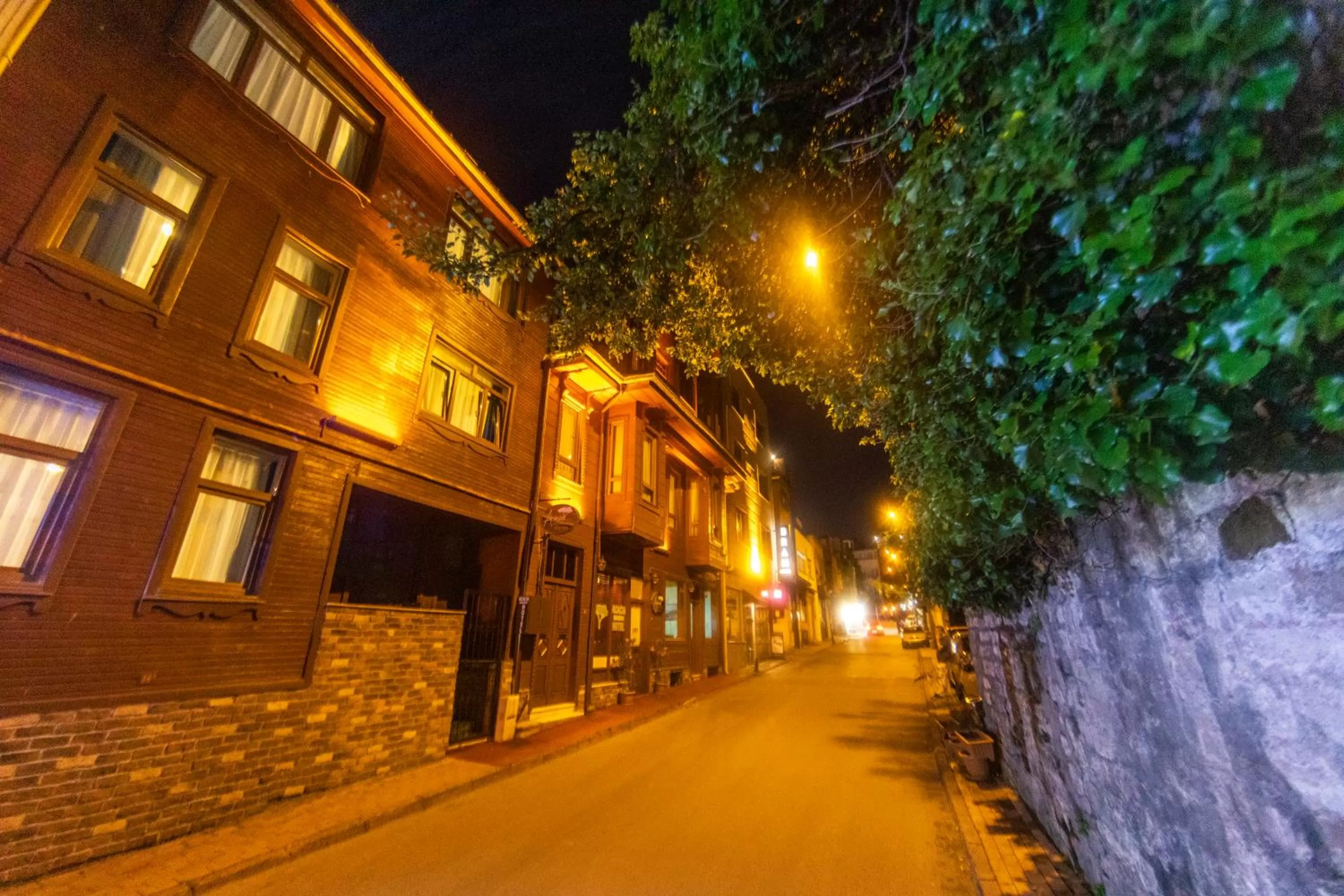 Facade/entrance in Acacia Mansion Hotel