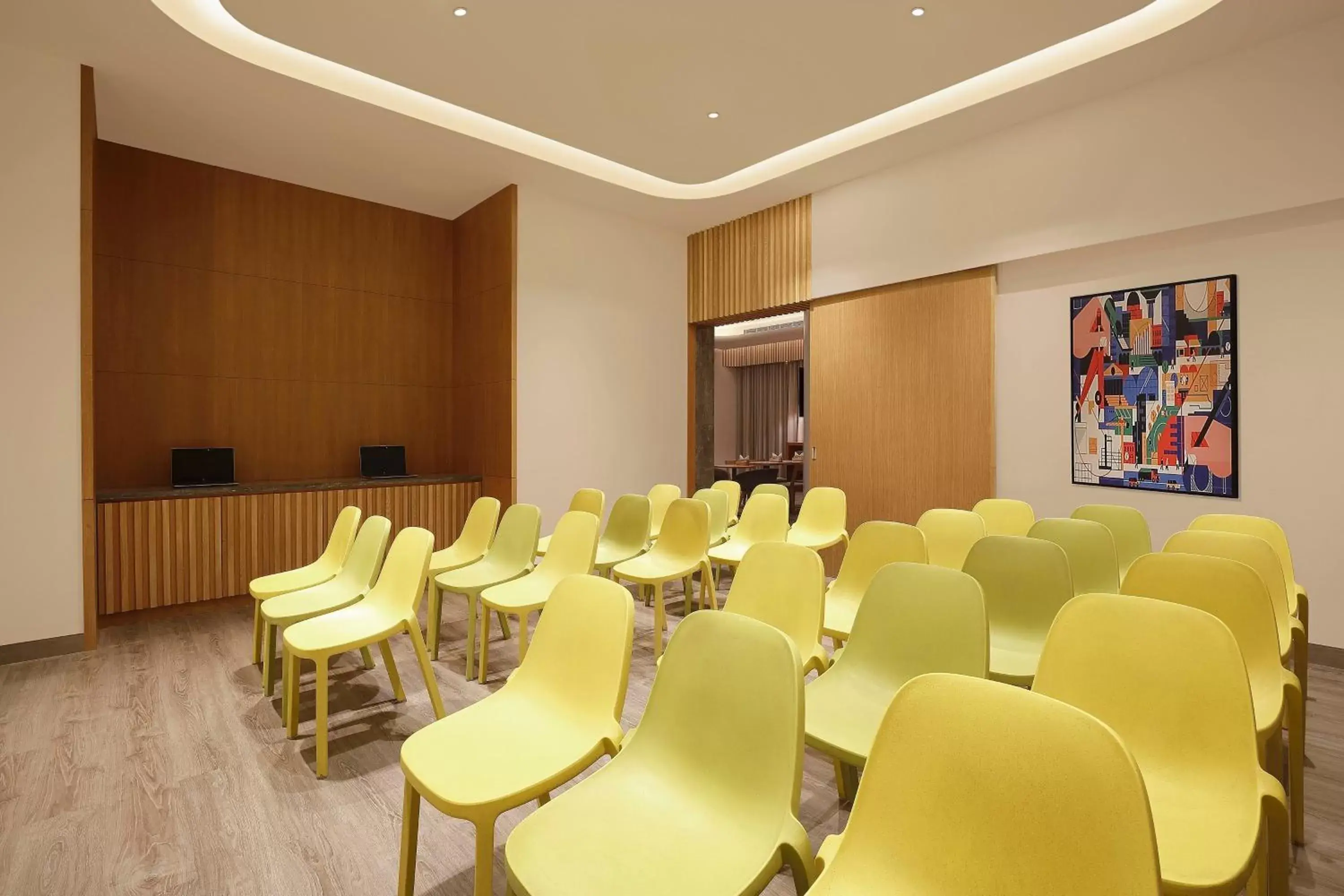 Meeting/conference room in Holiday Inn Express Hyderabad HITEC City, an IHG Hotel