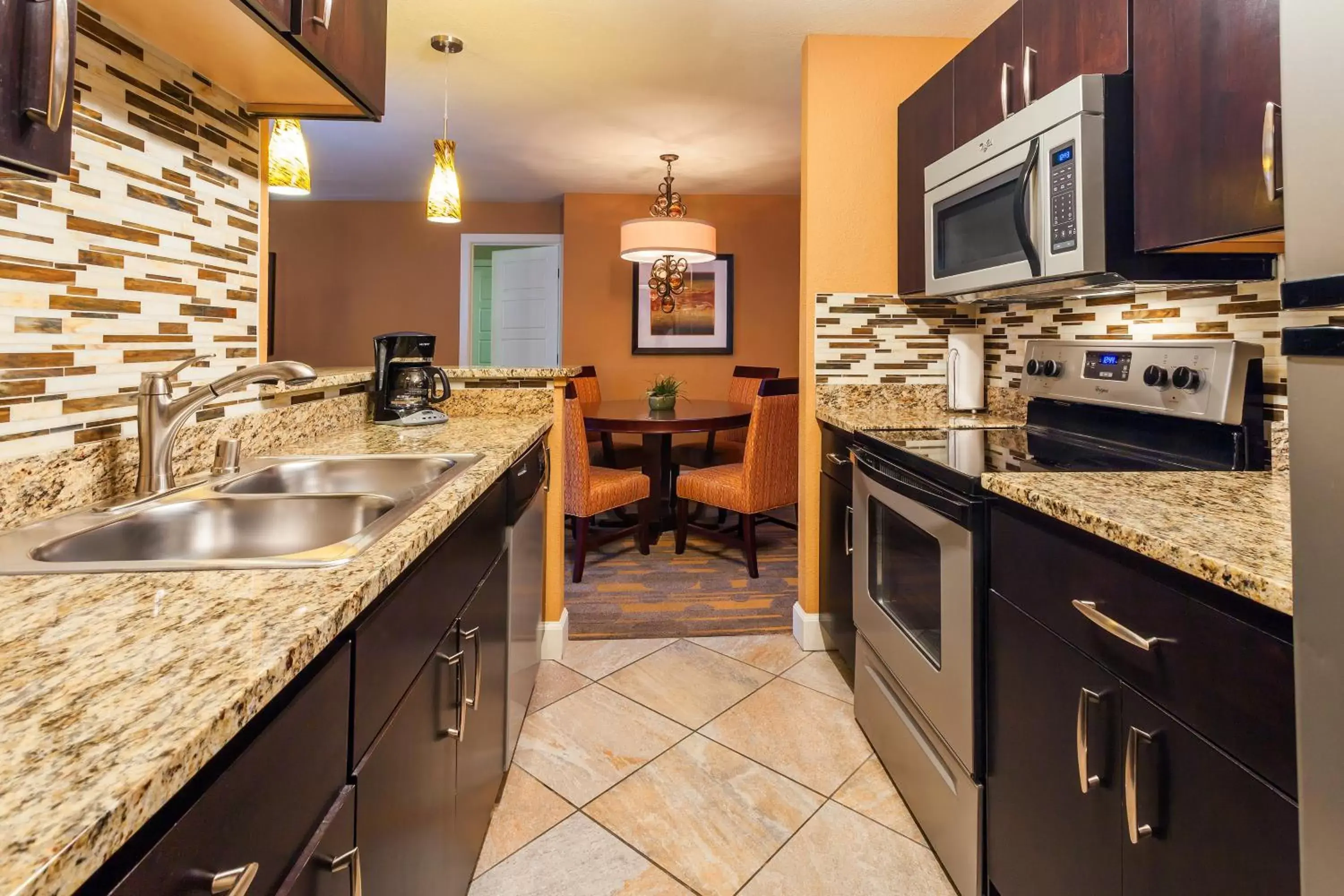 Bedroom, Kitchen/Kitchenette in Holiday Inn Club Vacations at Desert Club Resort, an IHG Hotel