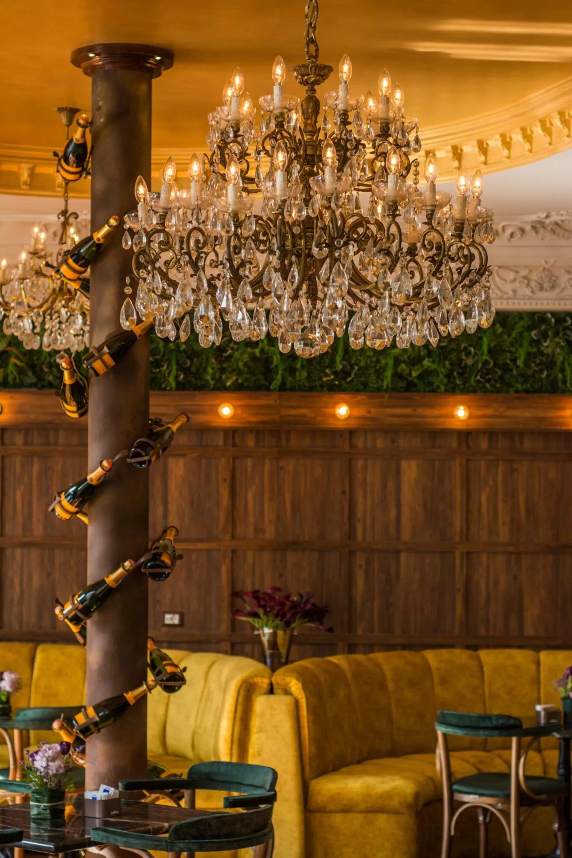 Restaurant/places to eat in Hotel Epidamn Boutique & Spa