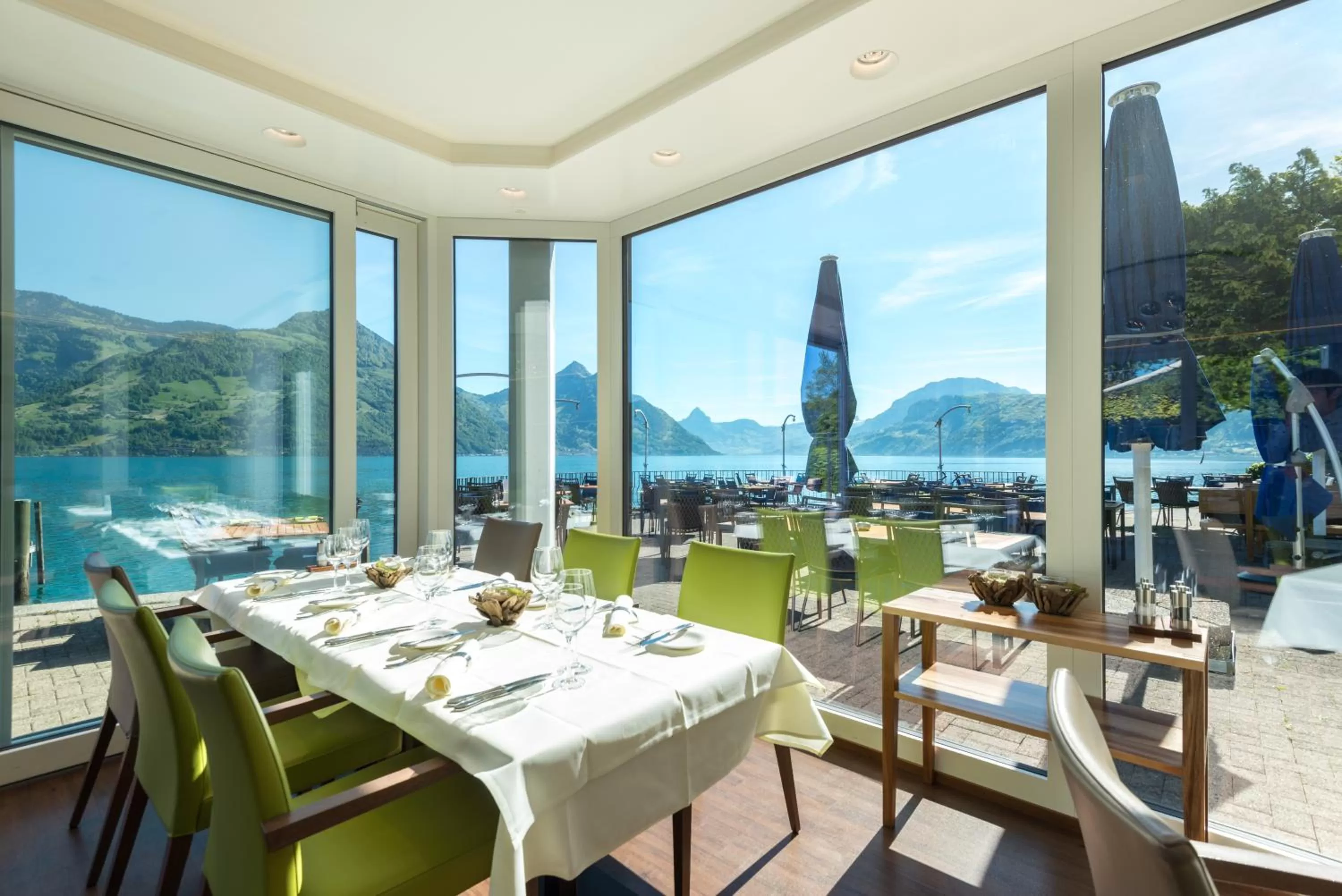 Restaurant/places to eat in Hotel Nidwaldnerhof direkt am See