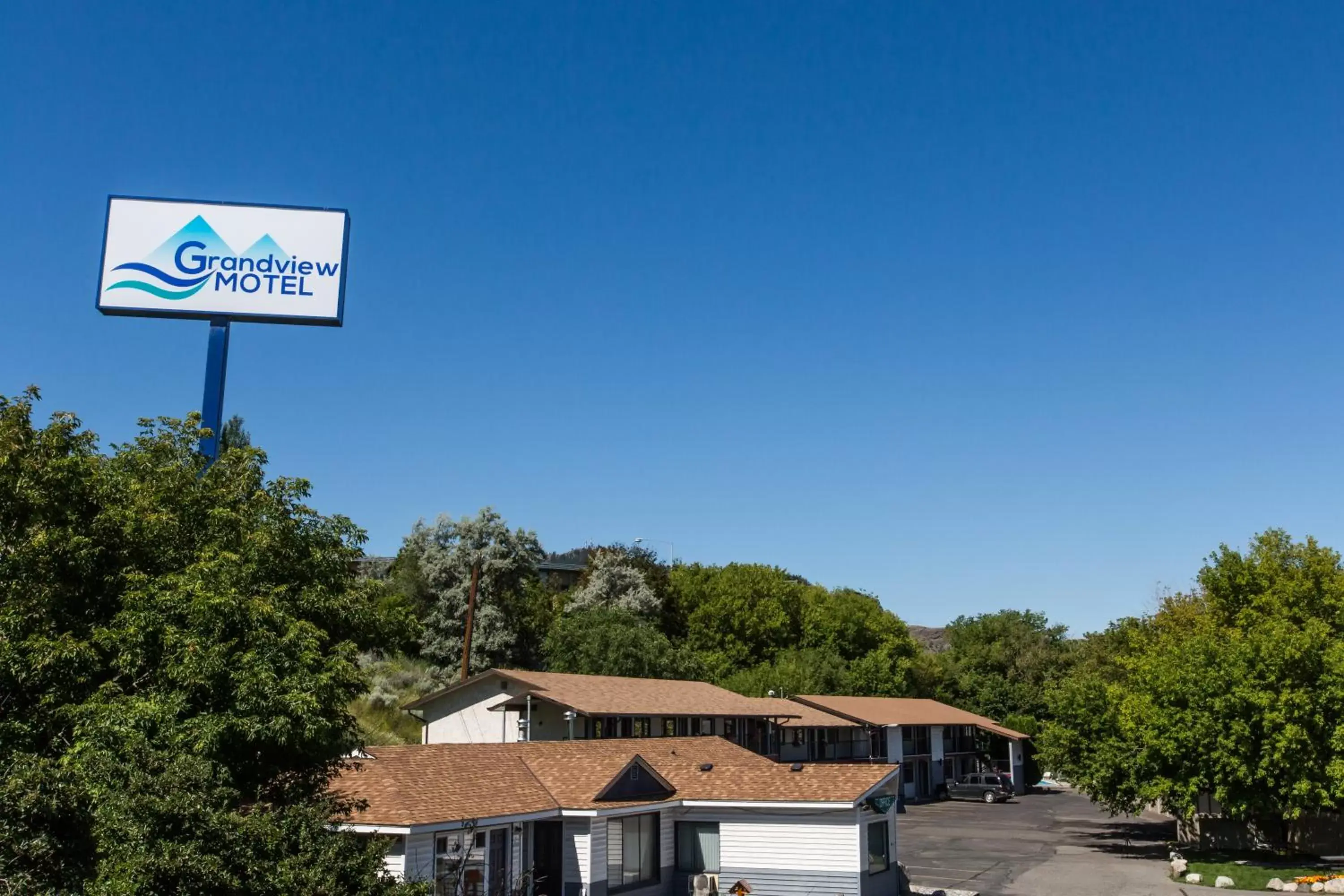 Property Building in Grandview Motel