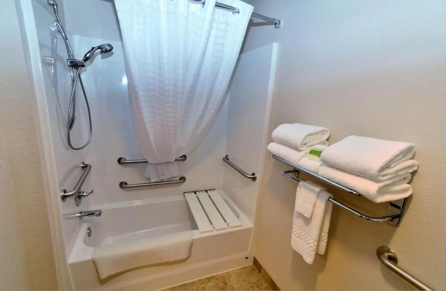 Bathroom in Cobblestone Inn & Suites - Monticello Bathroom in Cobblestone Inn & Suites - Monticello