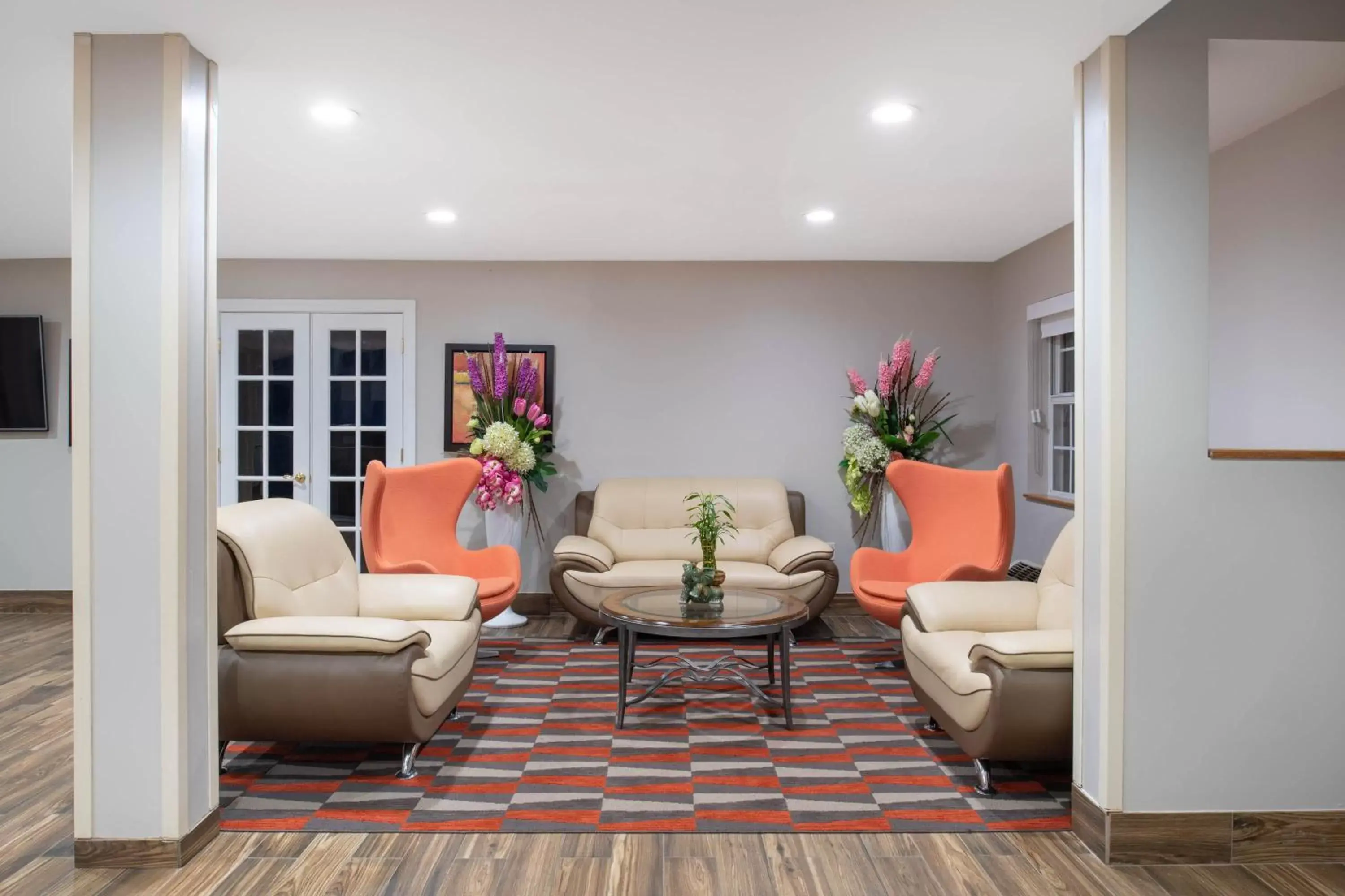 Lobby or reception in Microtel Inn & Suites by Wyndham Springfield Lobby or reception in Microtel Inn & Suites by Wyndham Springfield