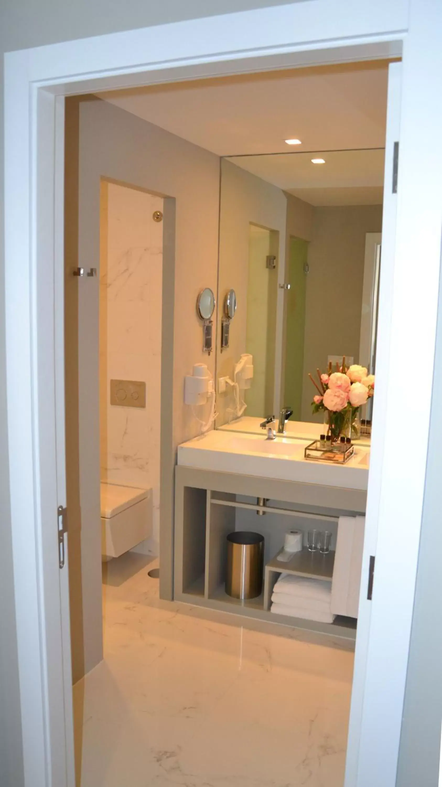 Single Room in Hotel do Parque Single Room in Hotel do Parque