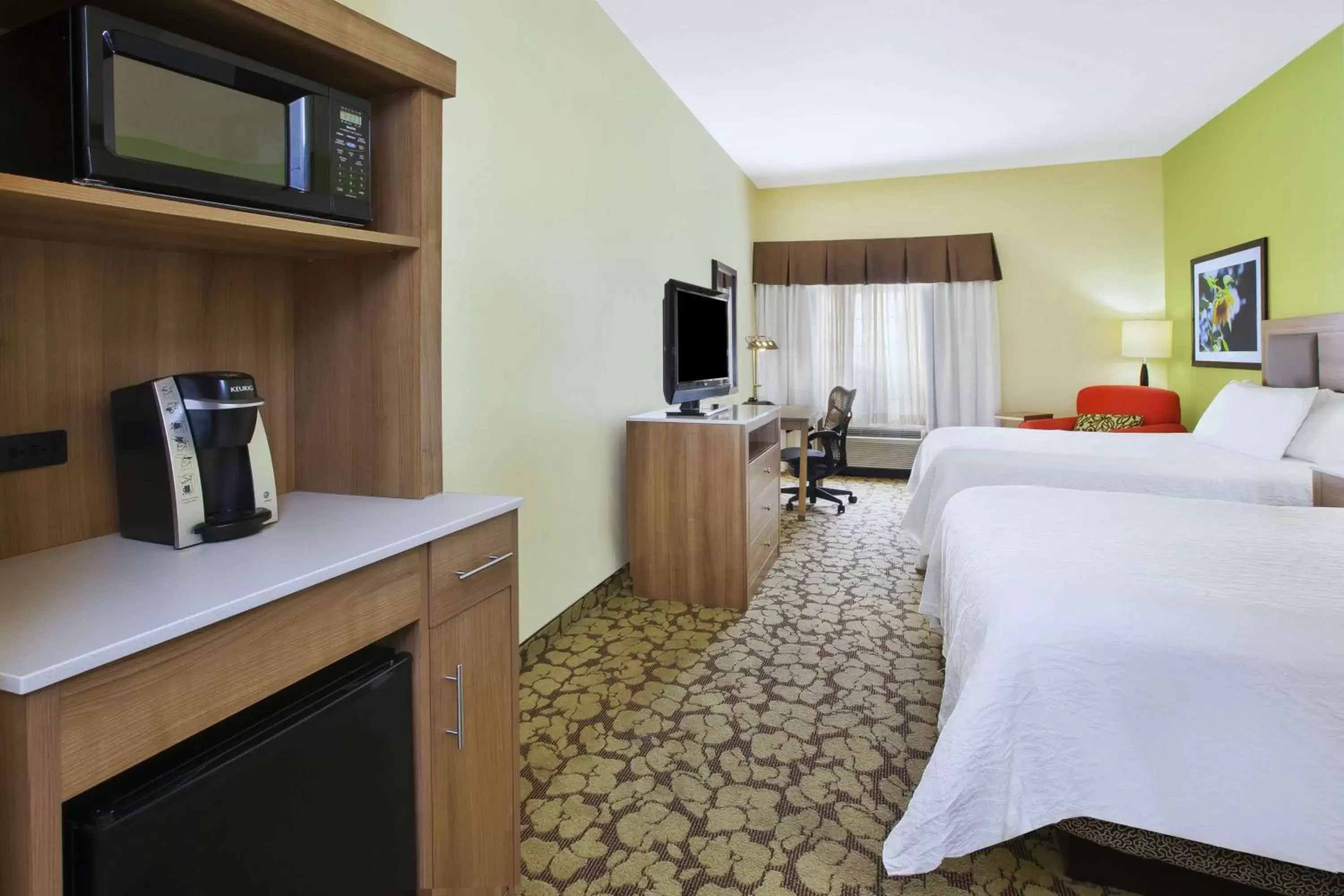 Bedroom in Hilton Garden Inn Wichita