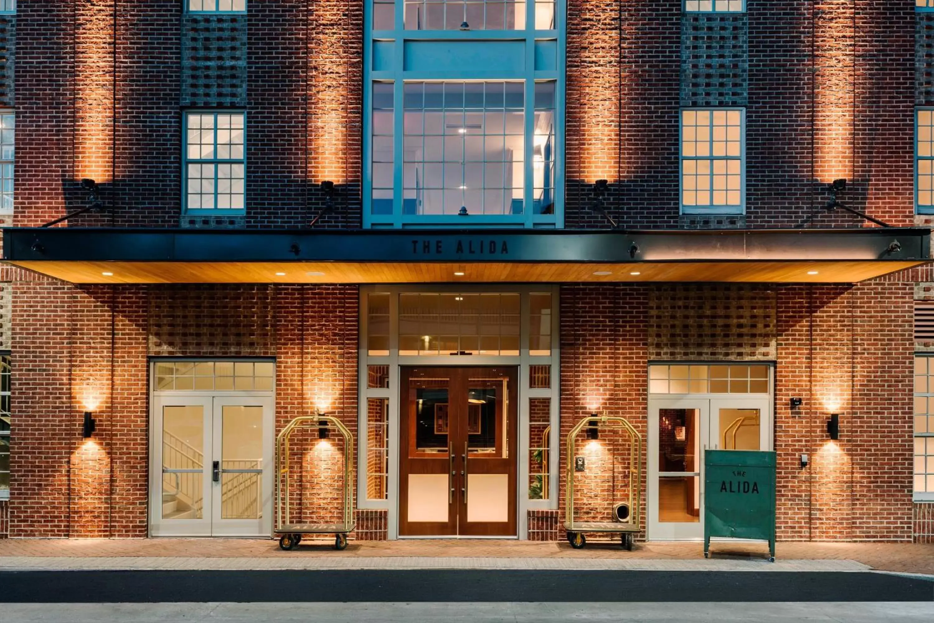 Property building in The Alida, Savannah, a Tribute Portfolio Hotel