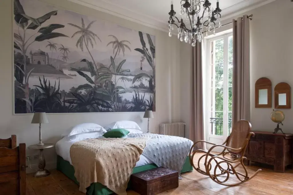 Bedroom, Bed in Les Sources de Caudalie