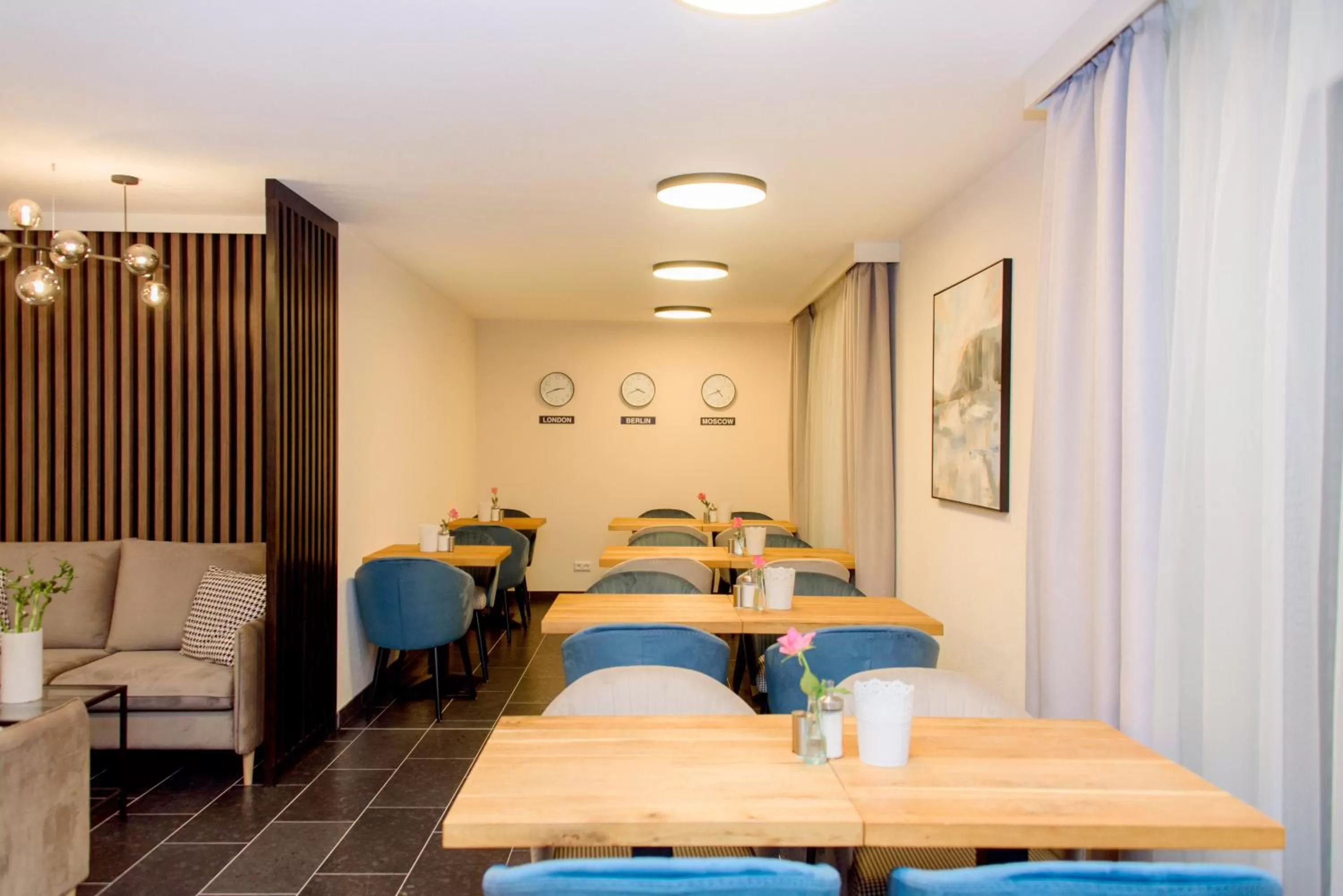 Breakfast in Hotel TwentyFour Living