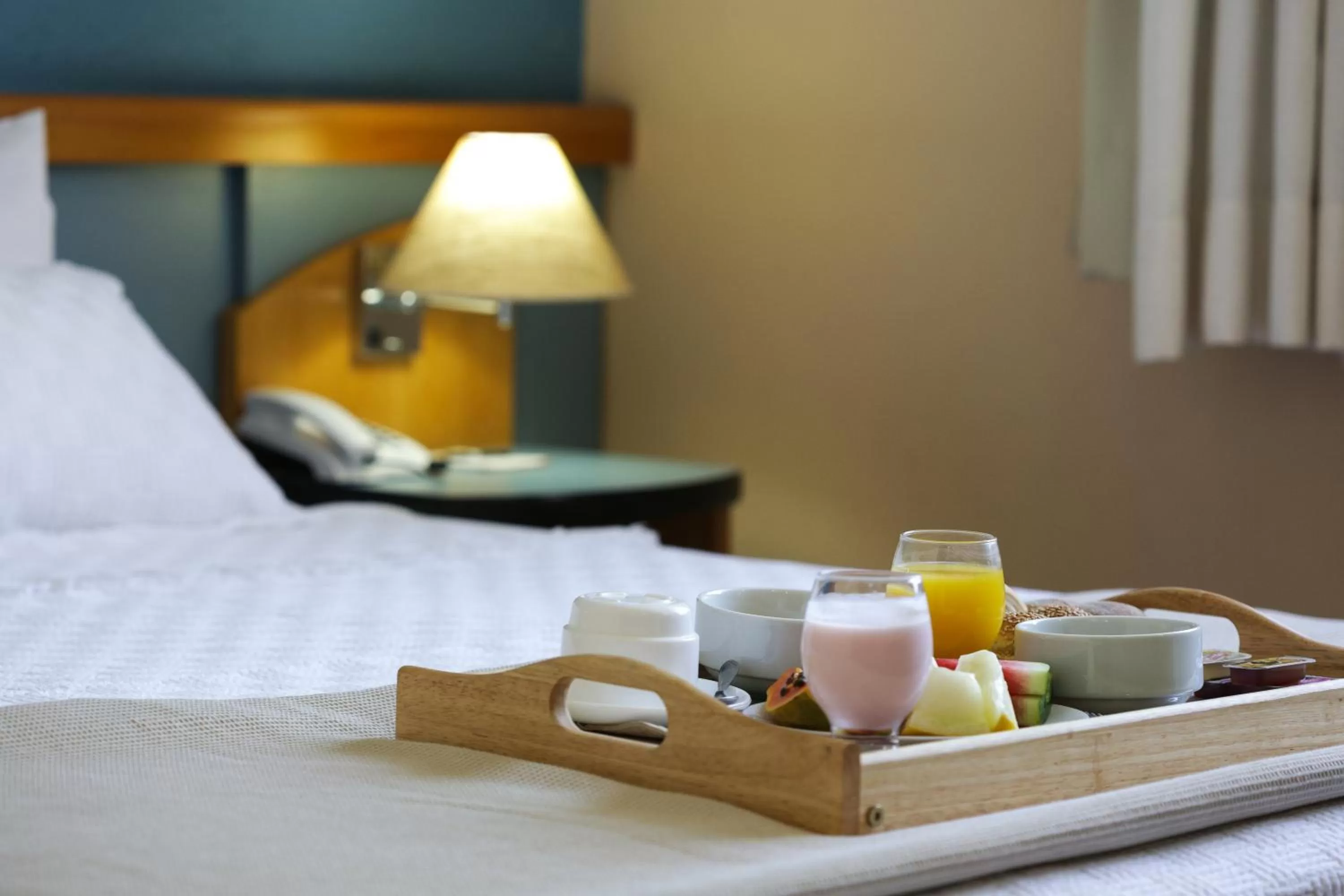 Breakfast, Bed in Sables Hotel Guarulhos
