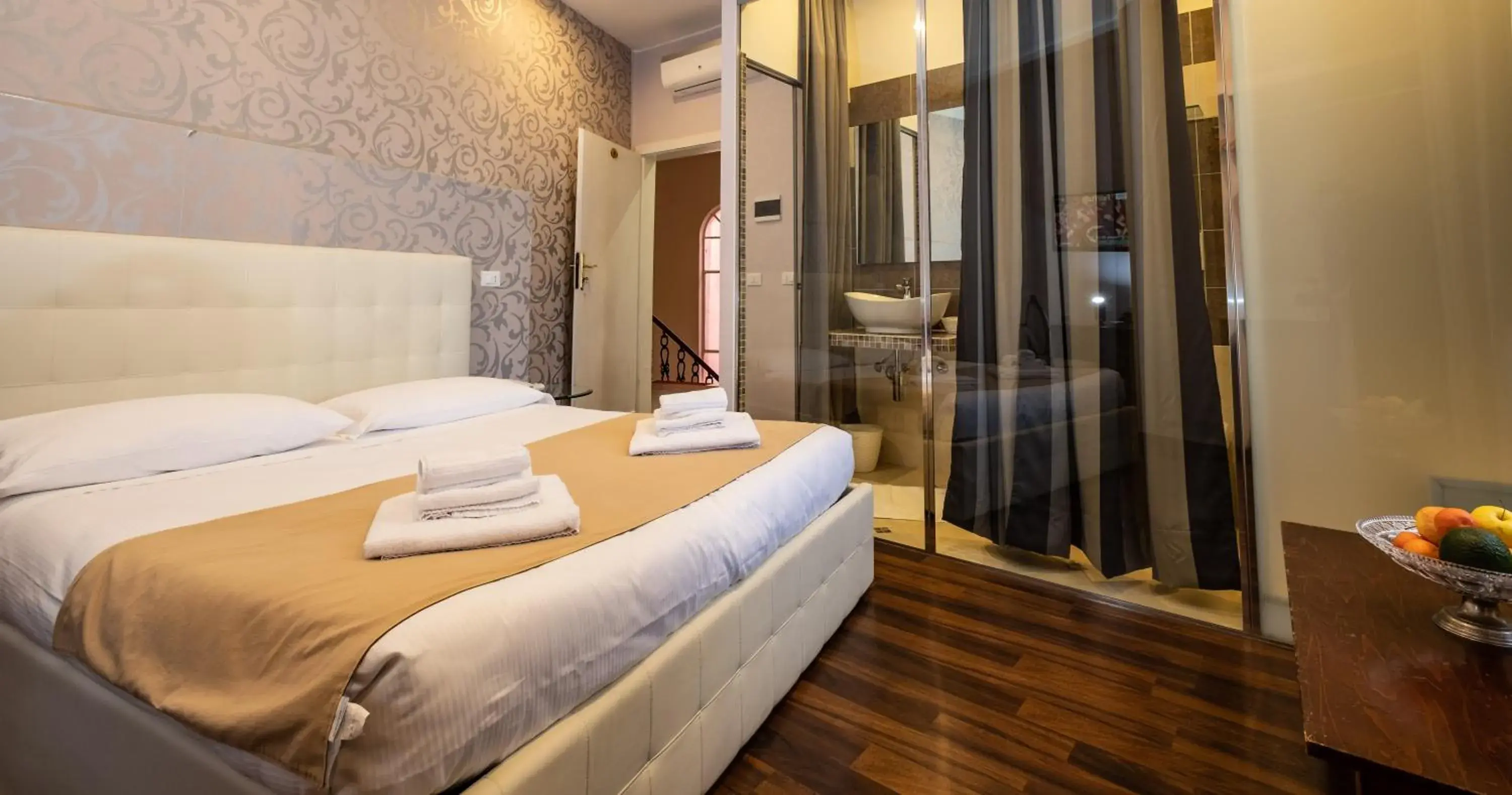 Bed in Antico Hotel Moderno