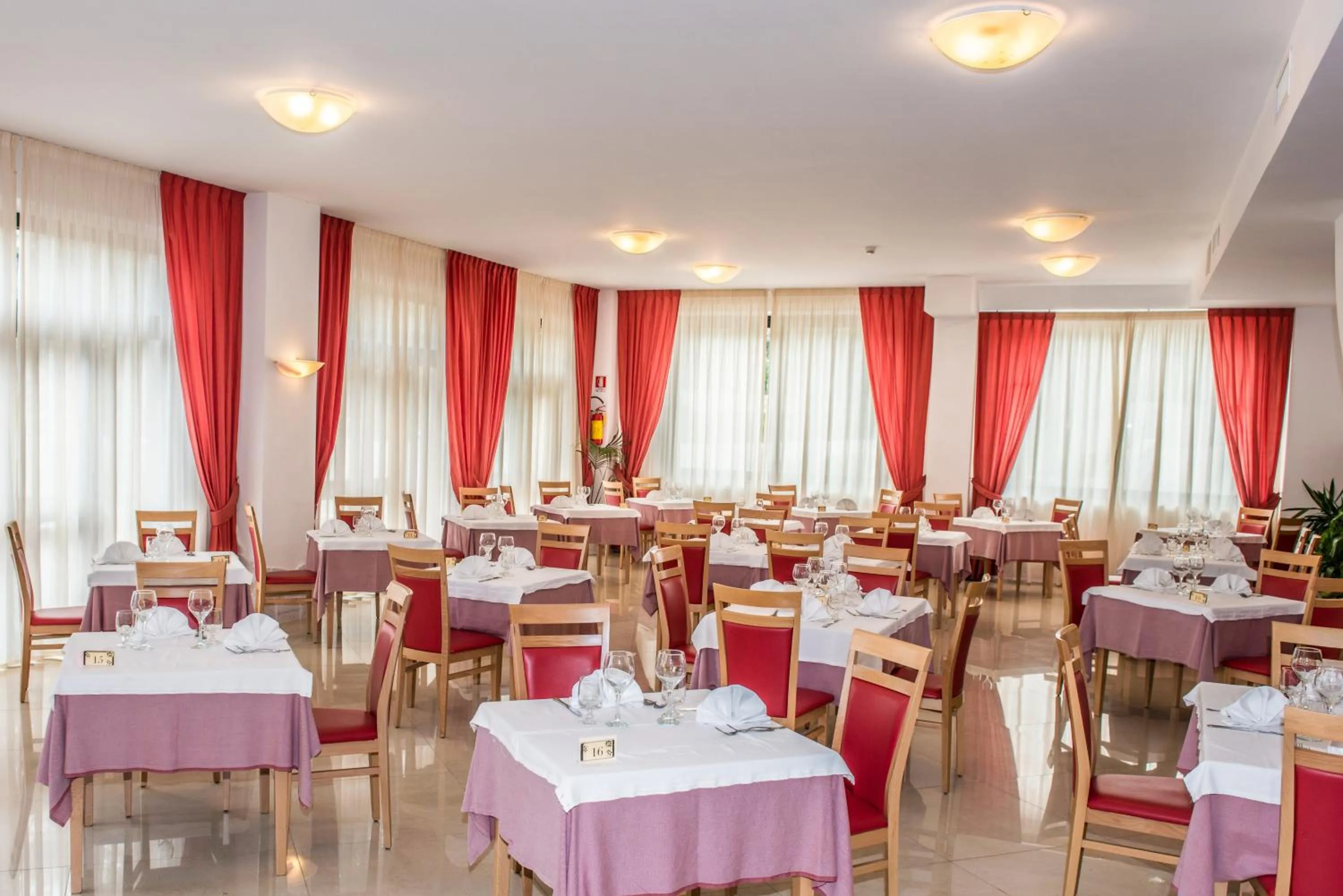 Restaurant/places to eat in Hotel Delle More