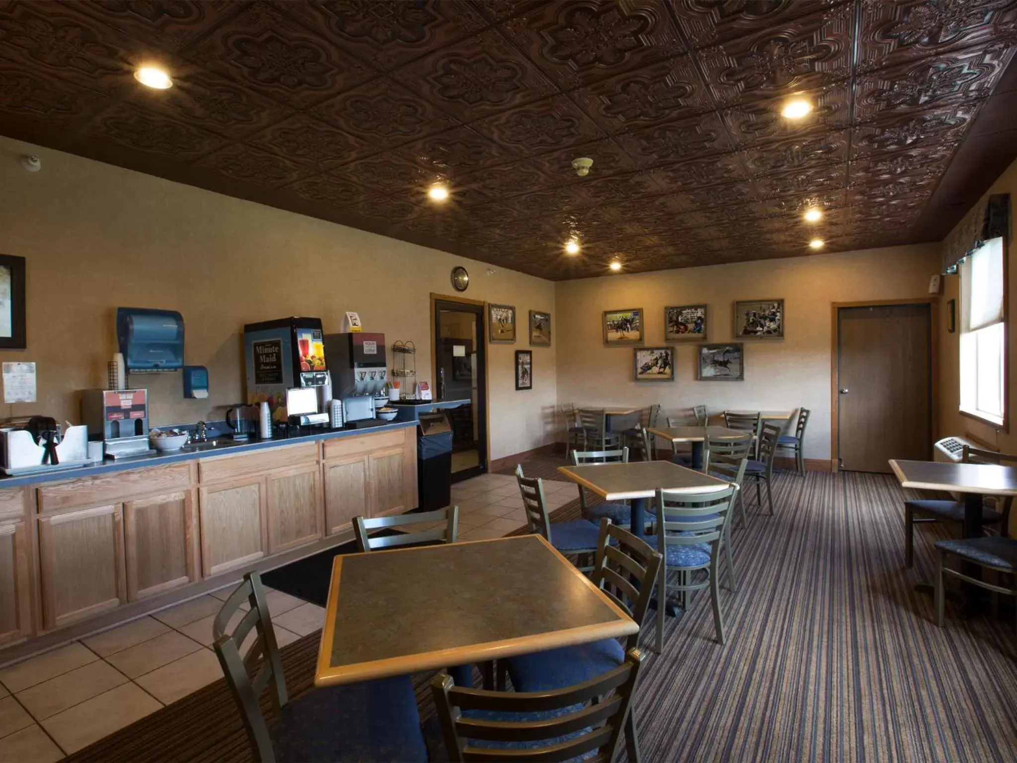 Other, Restaurant/Places to Eat in Miles City Hotel