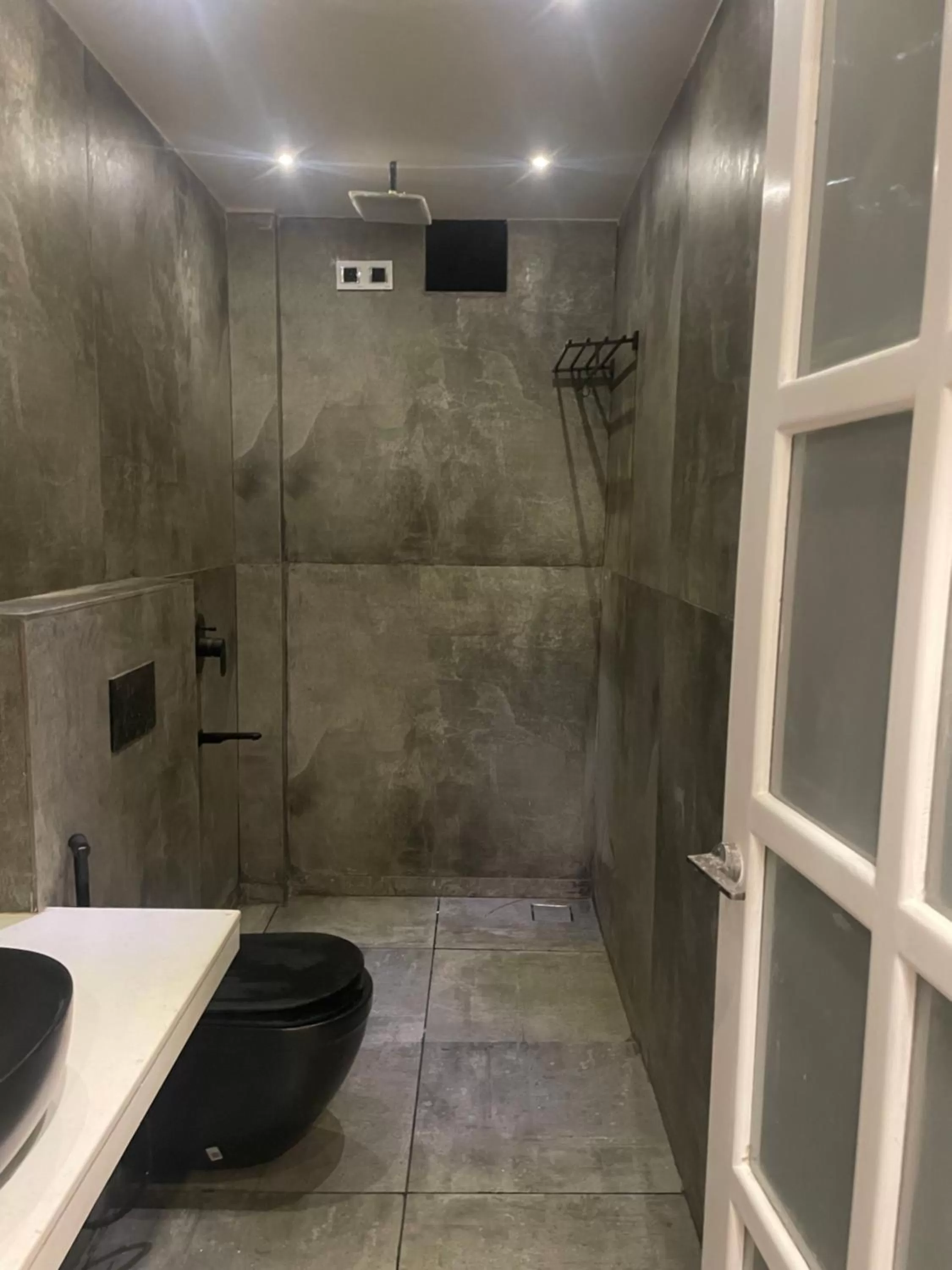 Shower, Bathroom in Pajaros Blu