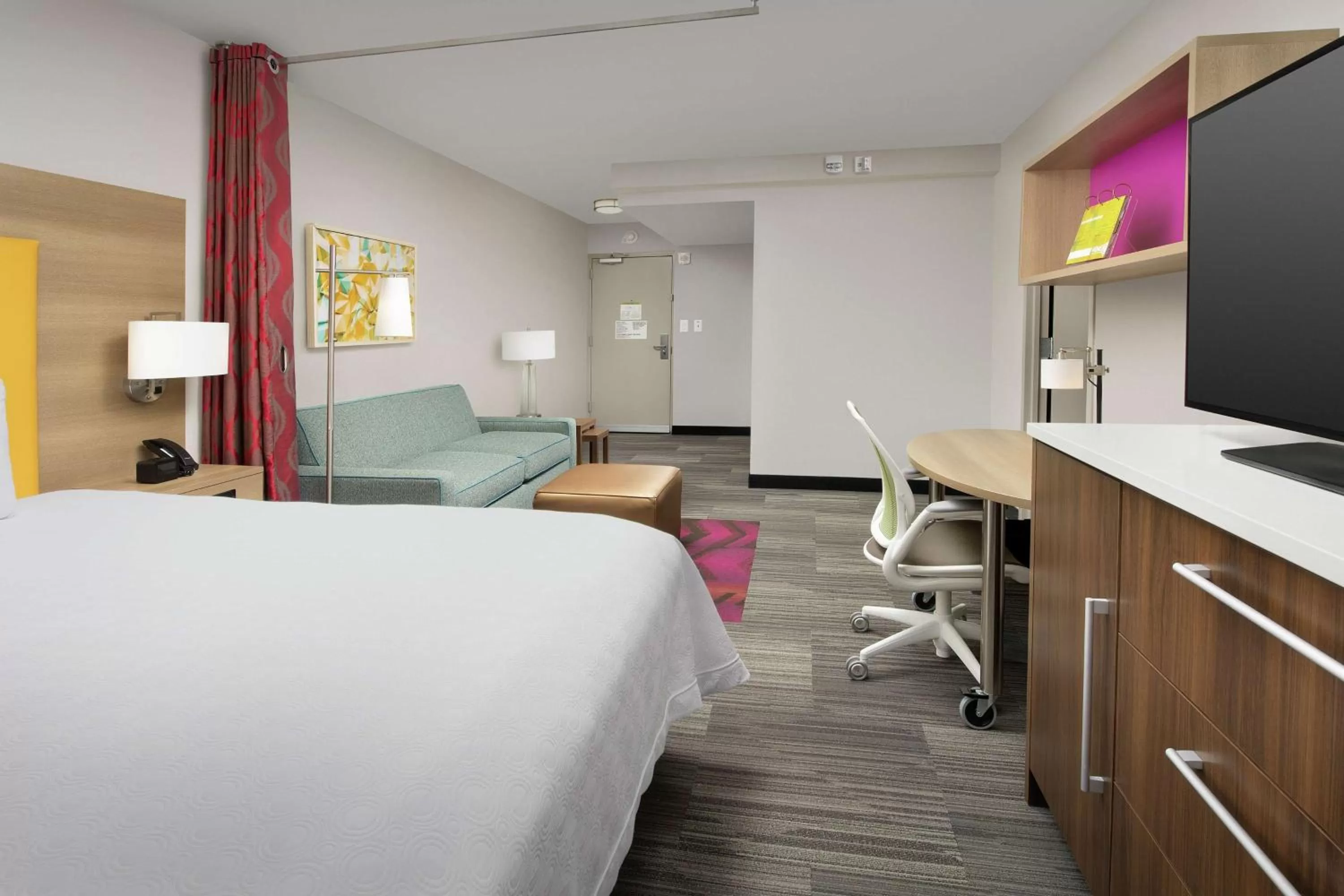 Bed in Home2 Suites by Hilton Atlanta Midtown