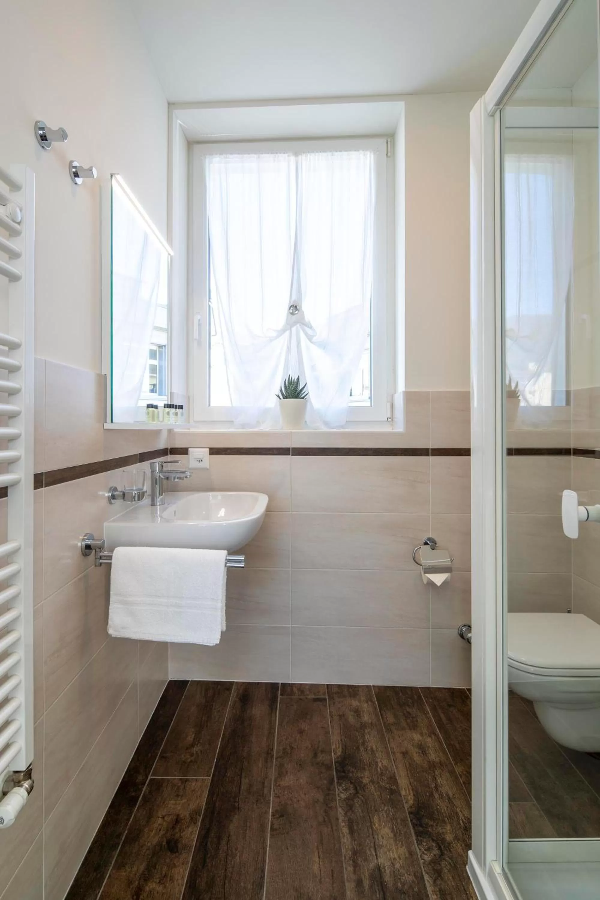 Bathroom in Albergo Ristorante Stazione Balerna