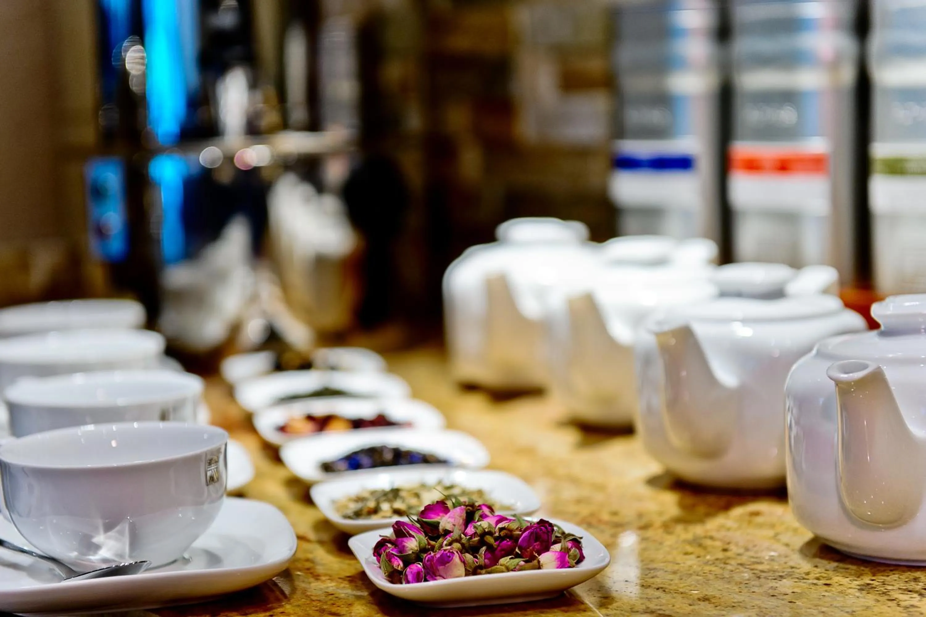 Food and drinks in Artim Hotel