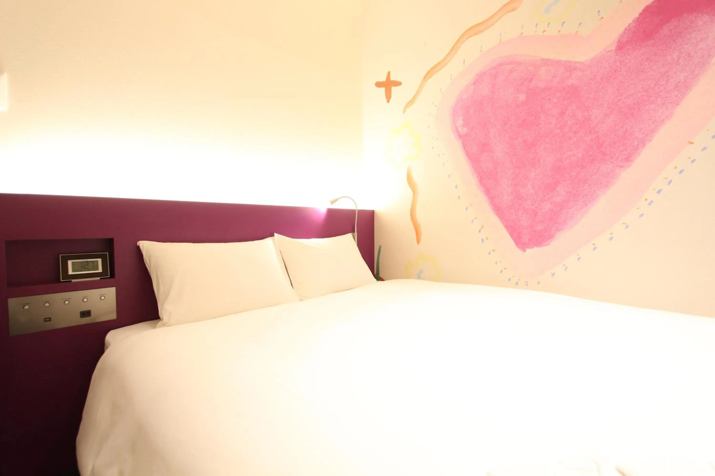 Bed in KOKO HOTEL Osaka Namba Ebisucho