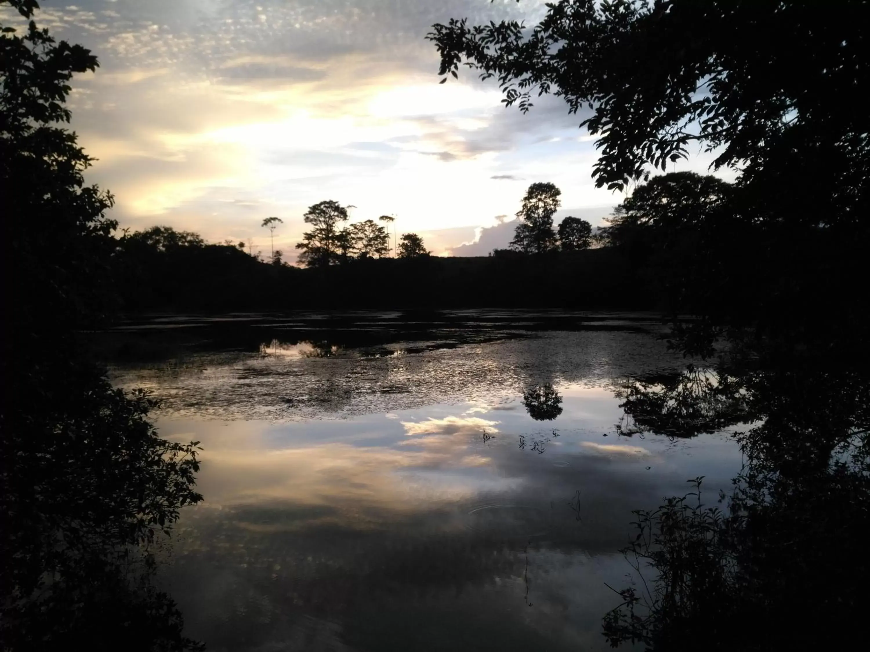 Sunrise/Sunset in Iguanitas Lodge