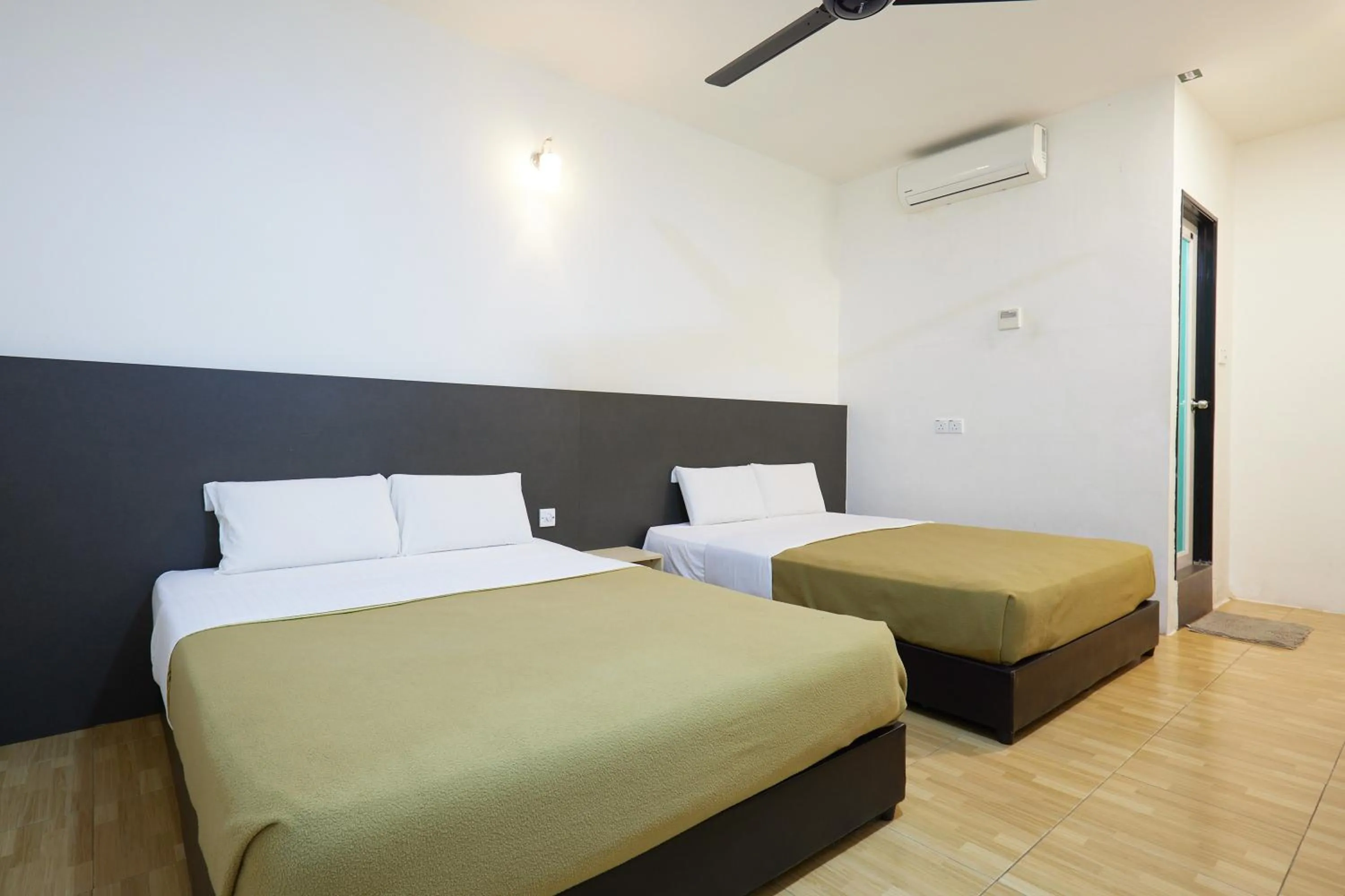 Bed in Uncle Guesthouse Kuala Terengganu