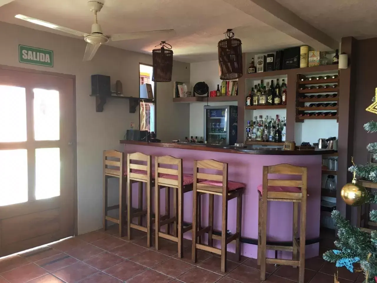 Restaurant/places to eat, Lounge/Bar in El Jardin
