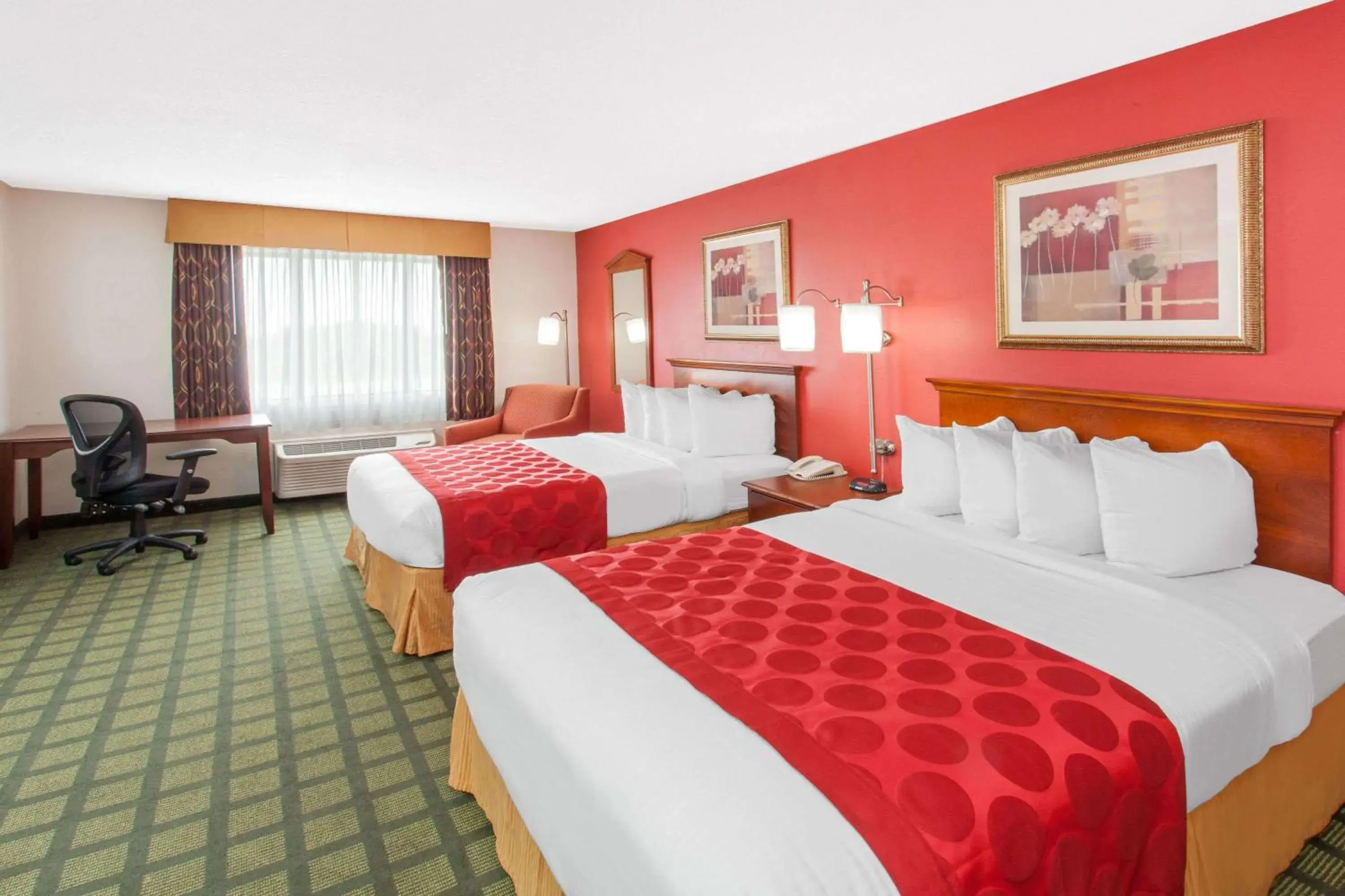 Photo of the whole room, Bed in Ramada Limited Decatur