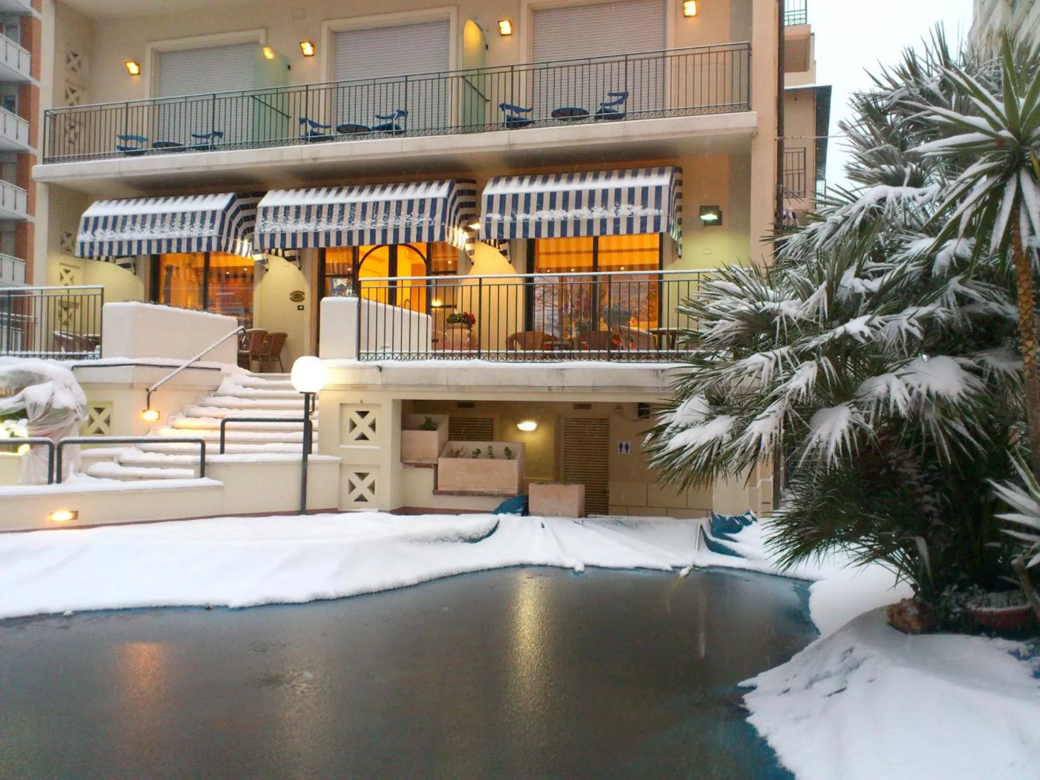 Decorative detail in Hotel Cobalto