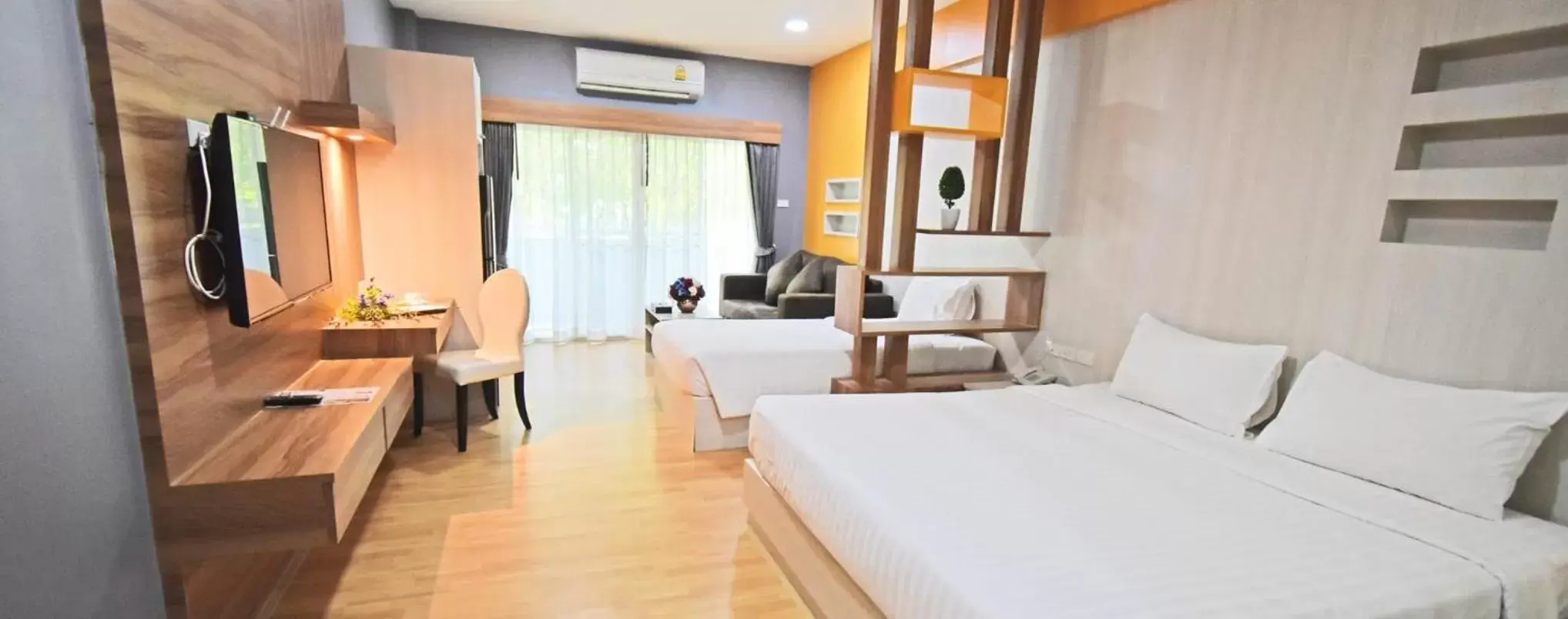 Bed in Eastpana Hotel - SHA Extra Plus Bed in Eastpana Hotel - SHA Extra Plus