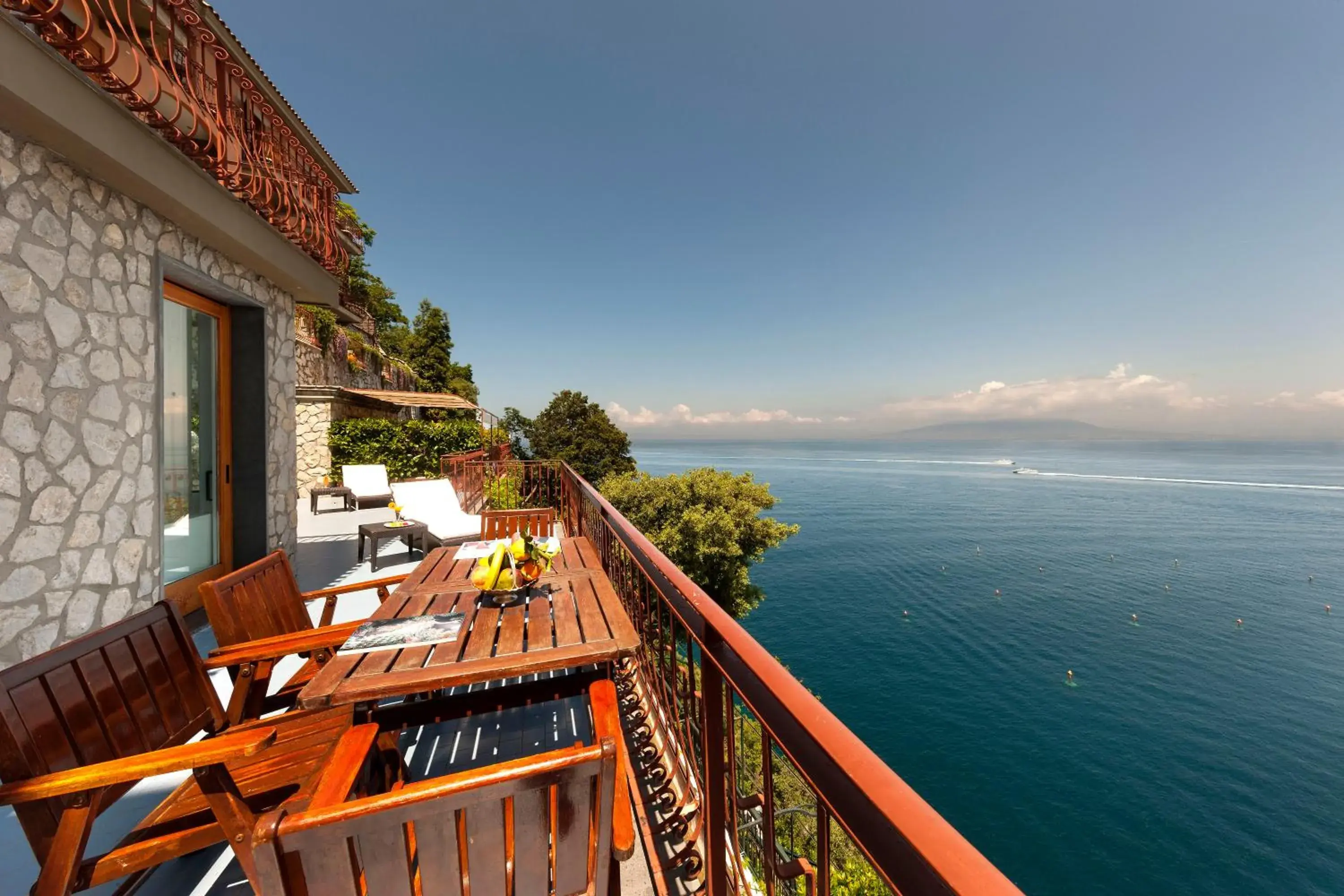 Patio in Hotel Belair