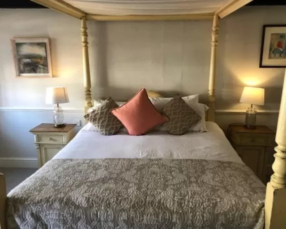 Bed in The Admiral Hornblower