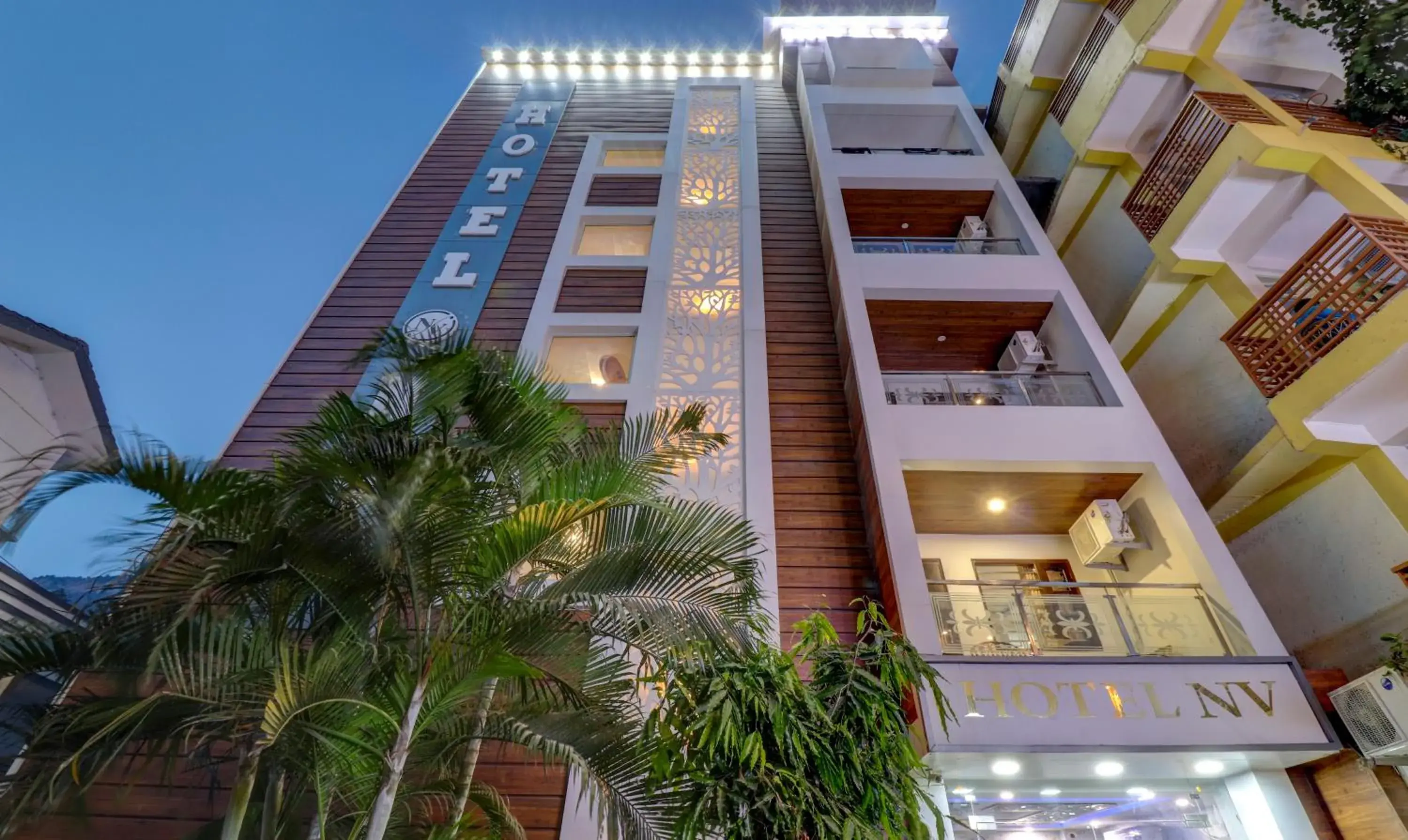 Property building in Itsy Hotels NV, Tapovan Property building in Itsy Hotels NV, Tapovan