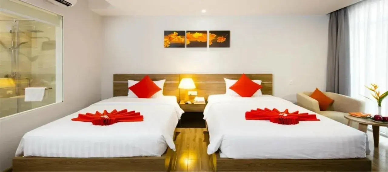 Bed in Maple Leaf Hotel & Apartment