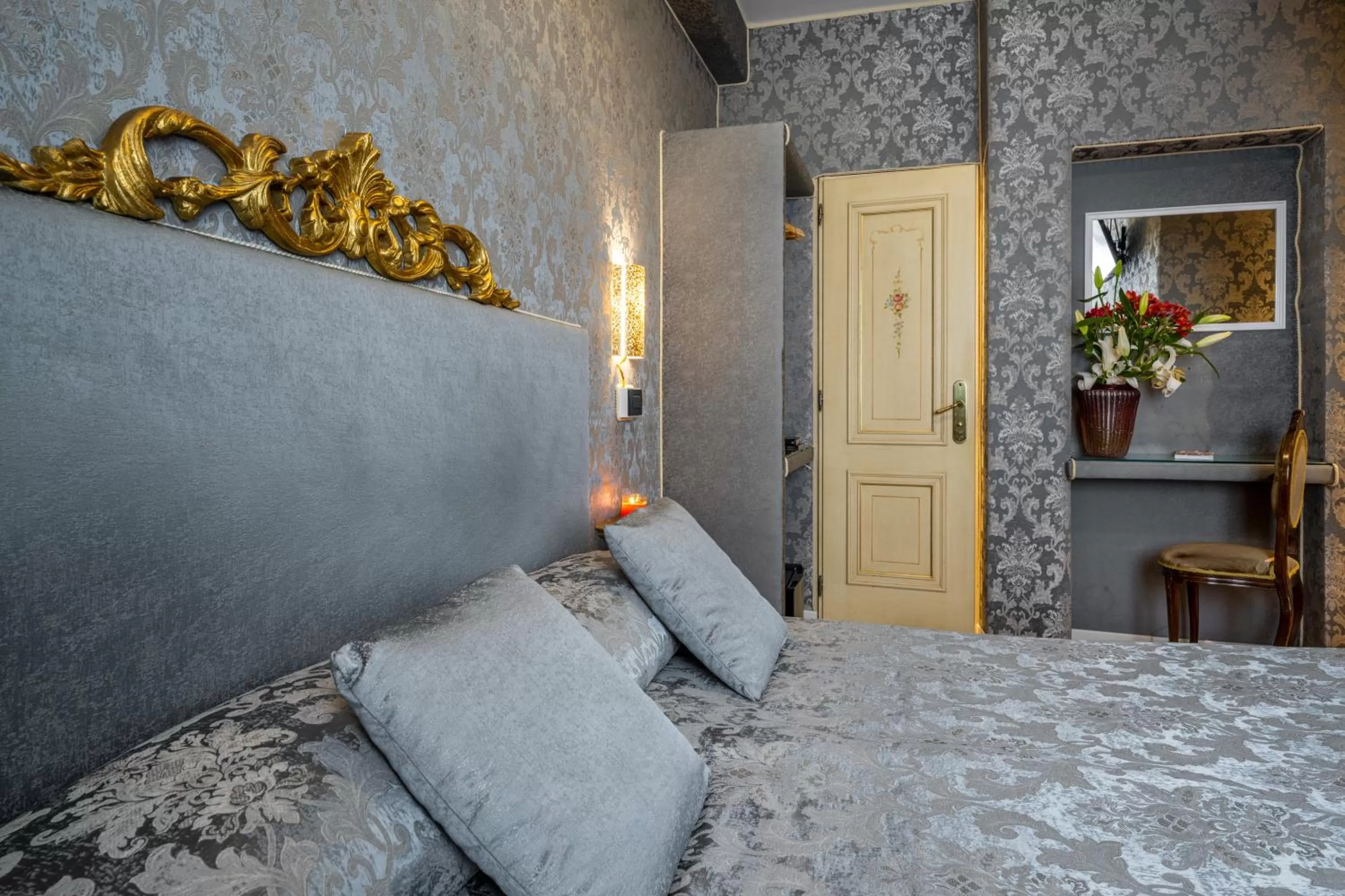 Bedroom, Bed in Hotel Apostoli Garden