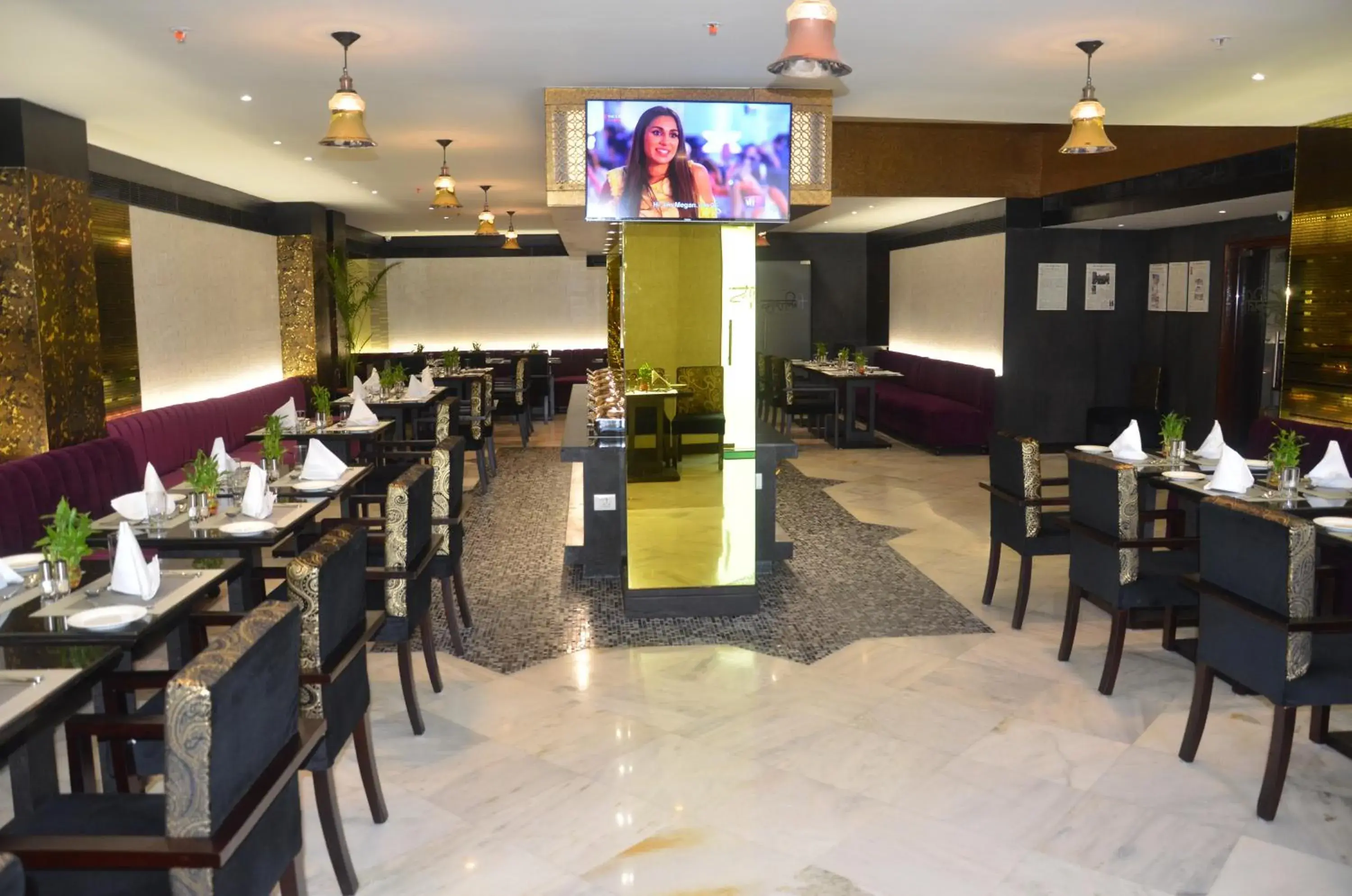 Restaurant/Places to Eat in Vesta Maurya Palace