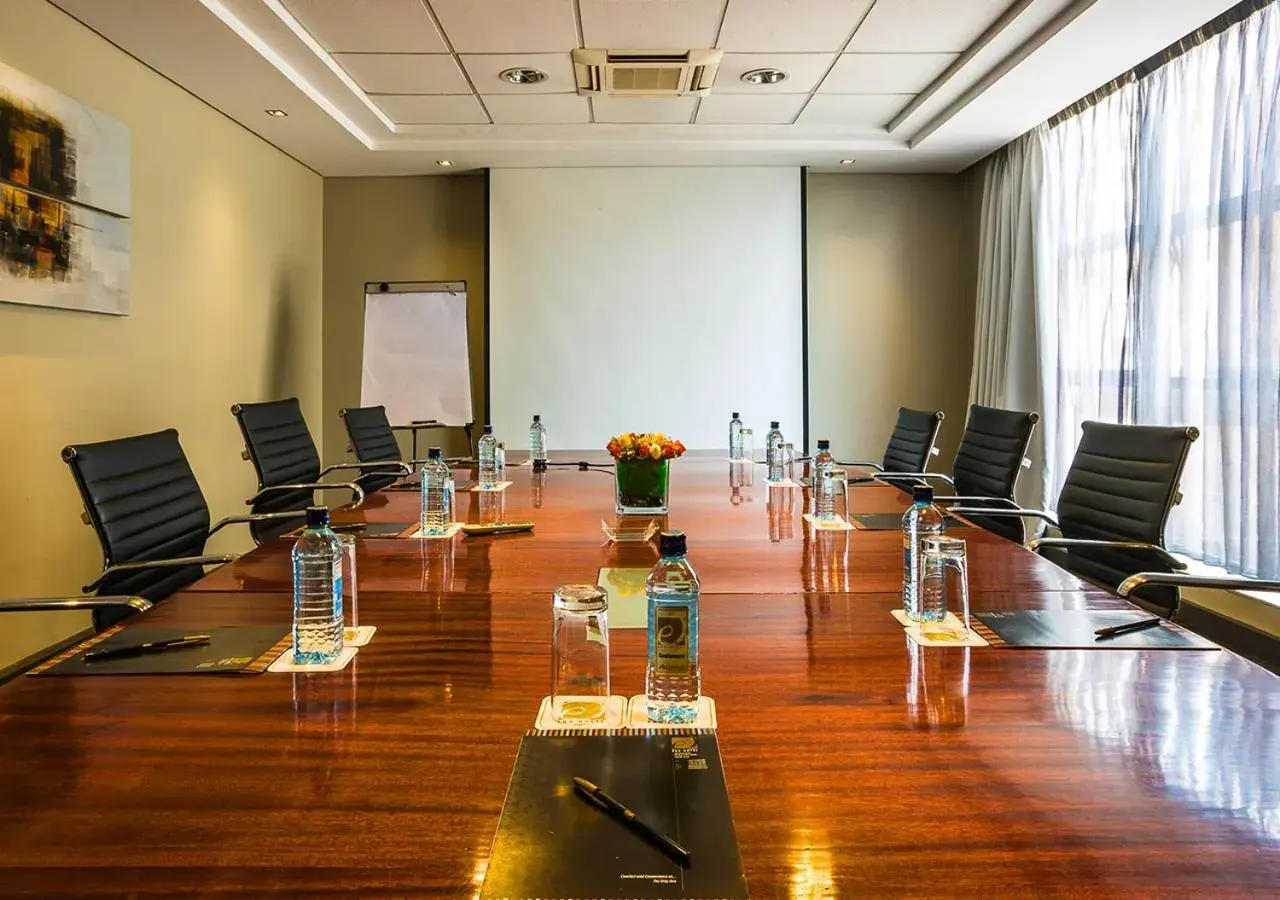 Meeting/conference room in Eka Hotel Nairobi