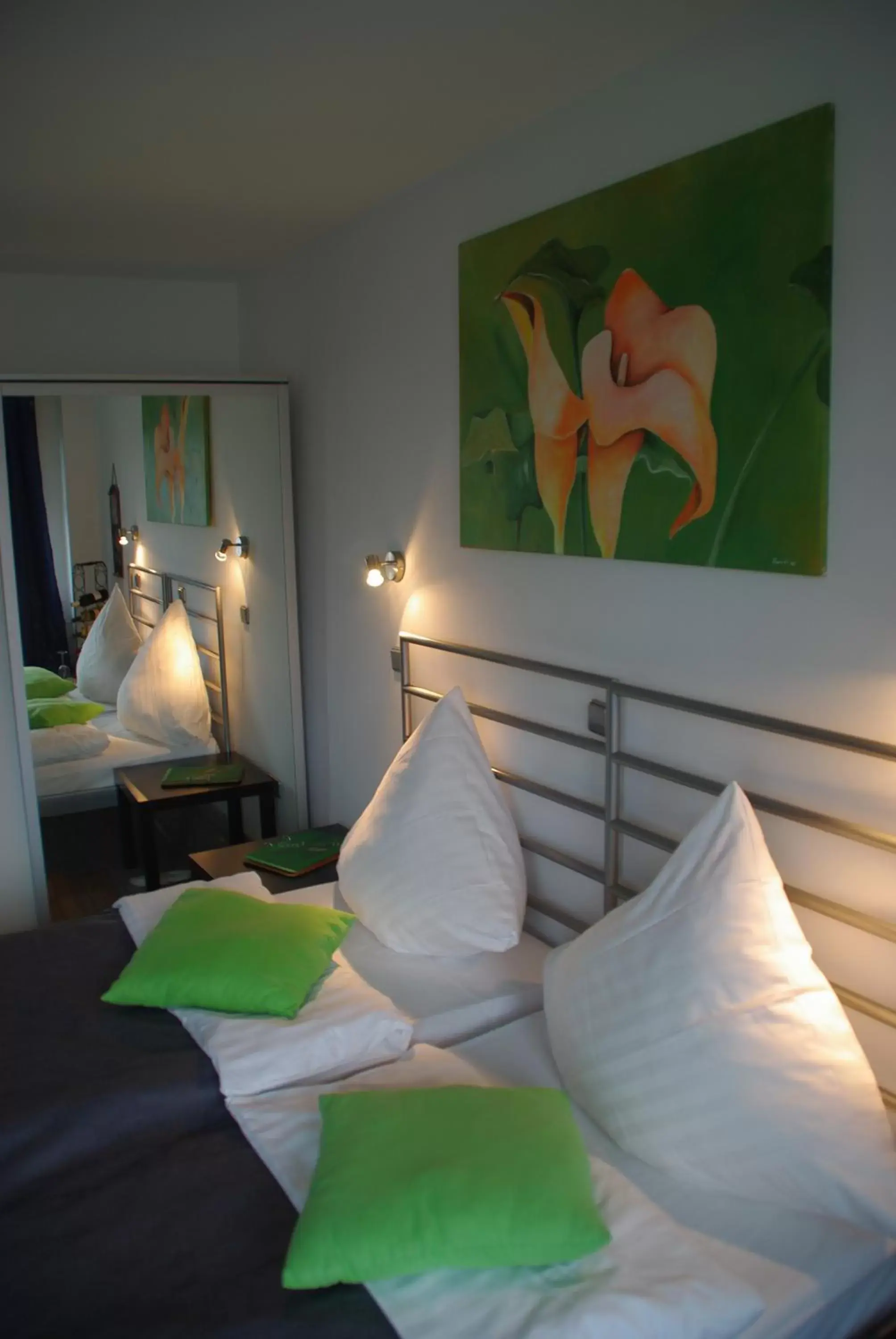 Photo of the whole room, Bed in art Hotel Körschen